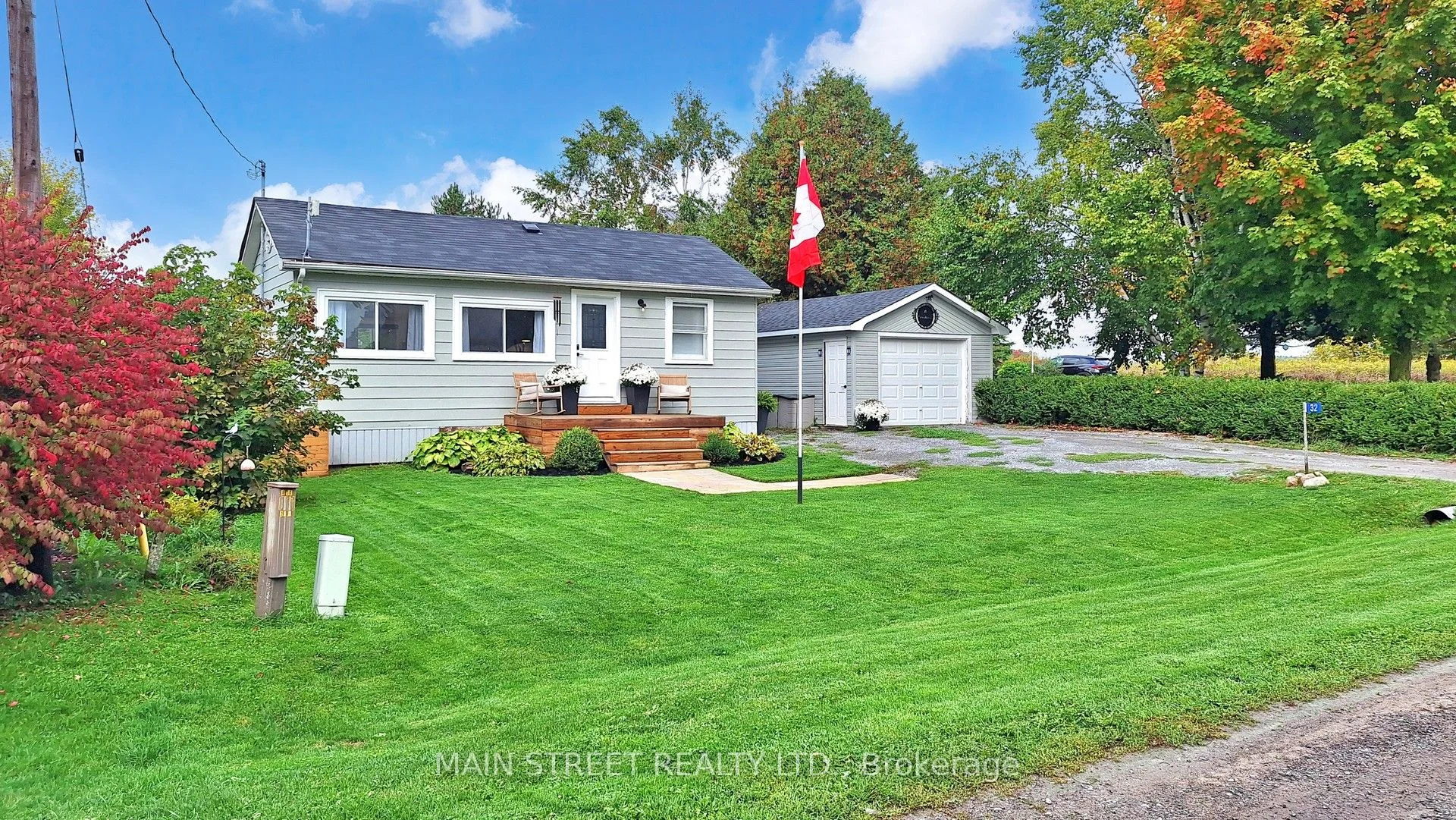 32 Rhodes Avenue, Kawartha Lakes, On L0c 1g0