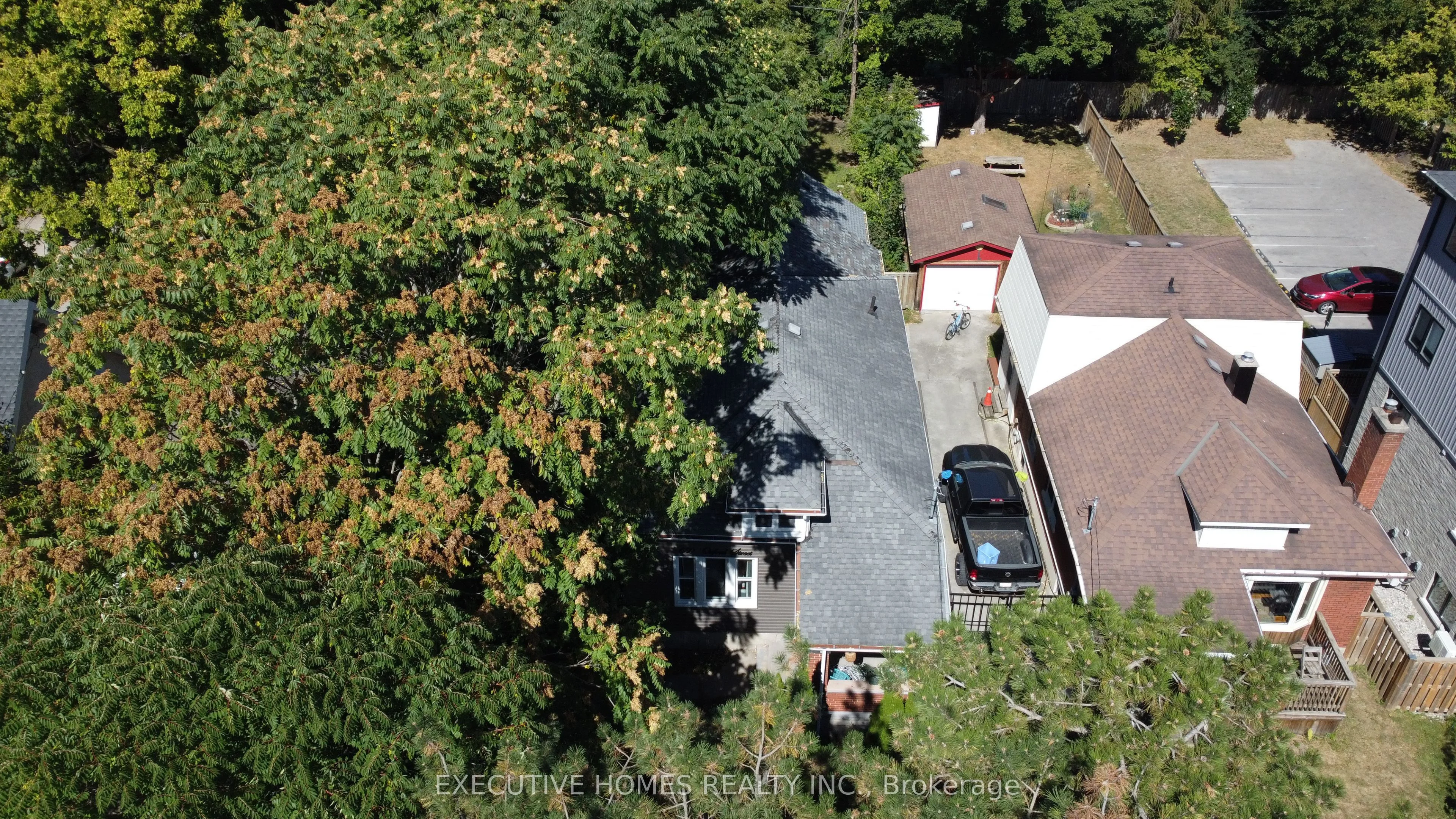 650 OXFORD Street, London East, ON N5Y 3J4