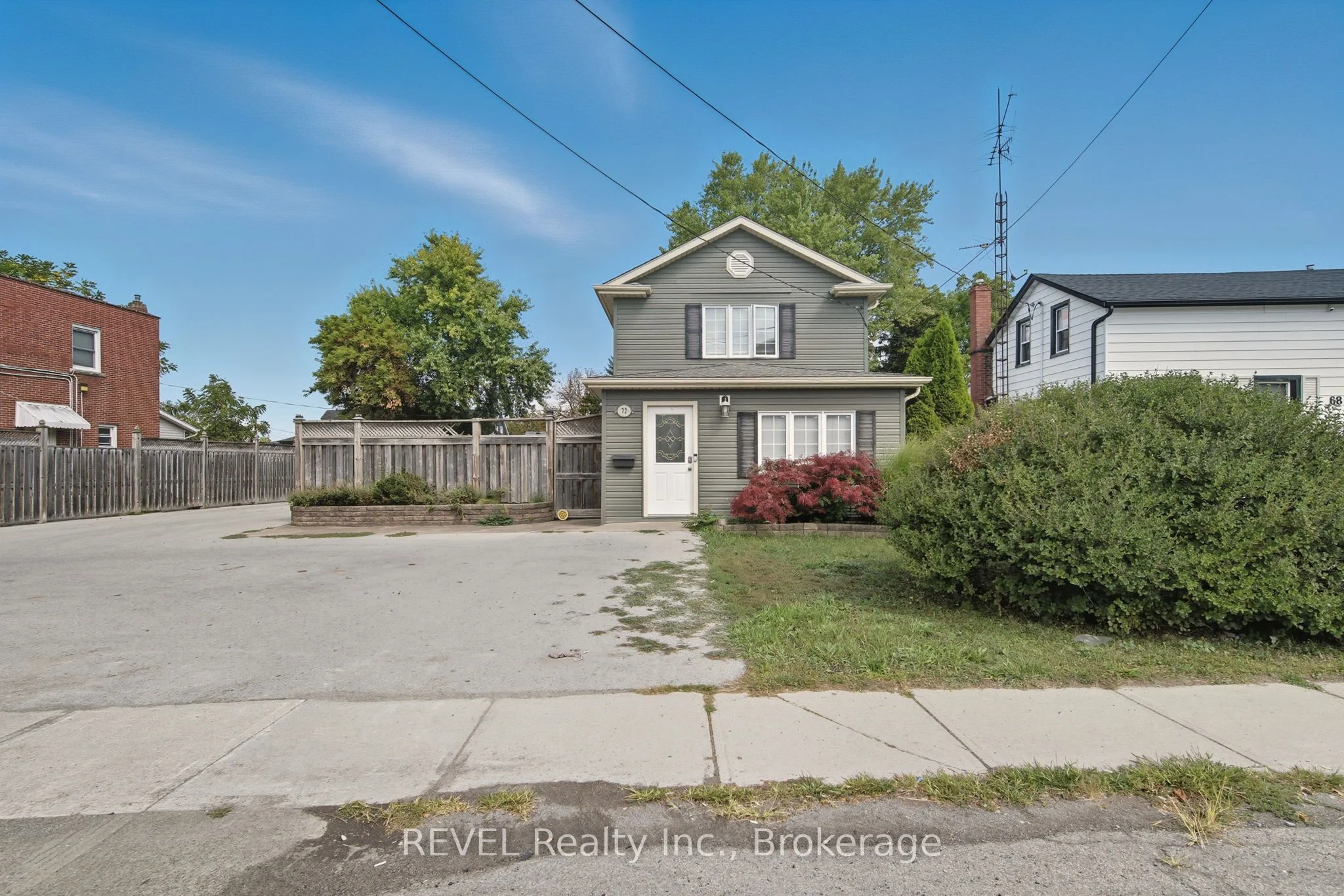 72 & 74 Merritt Street, St. Catharines, ON L2T 1J5