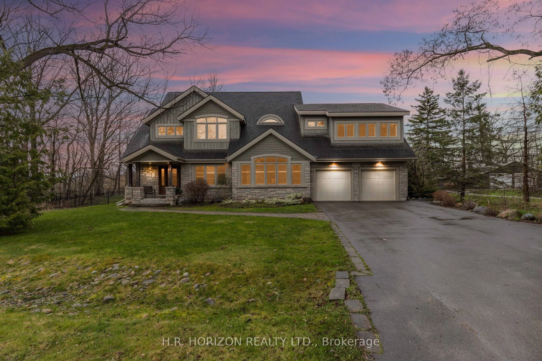 214 RUSSELL Street E, Blue Mountains, ON N0H 1J0