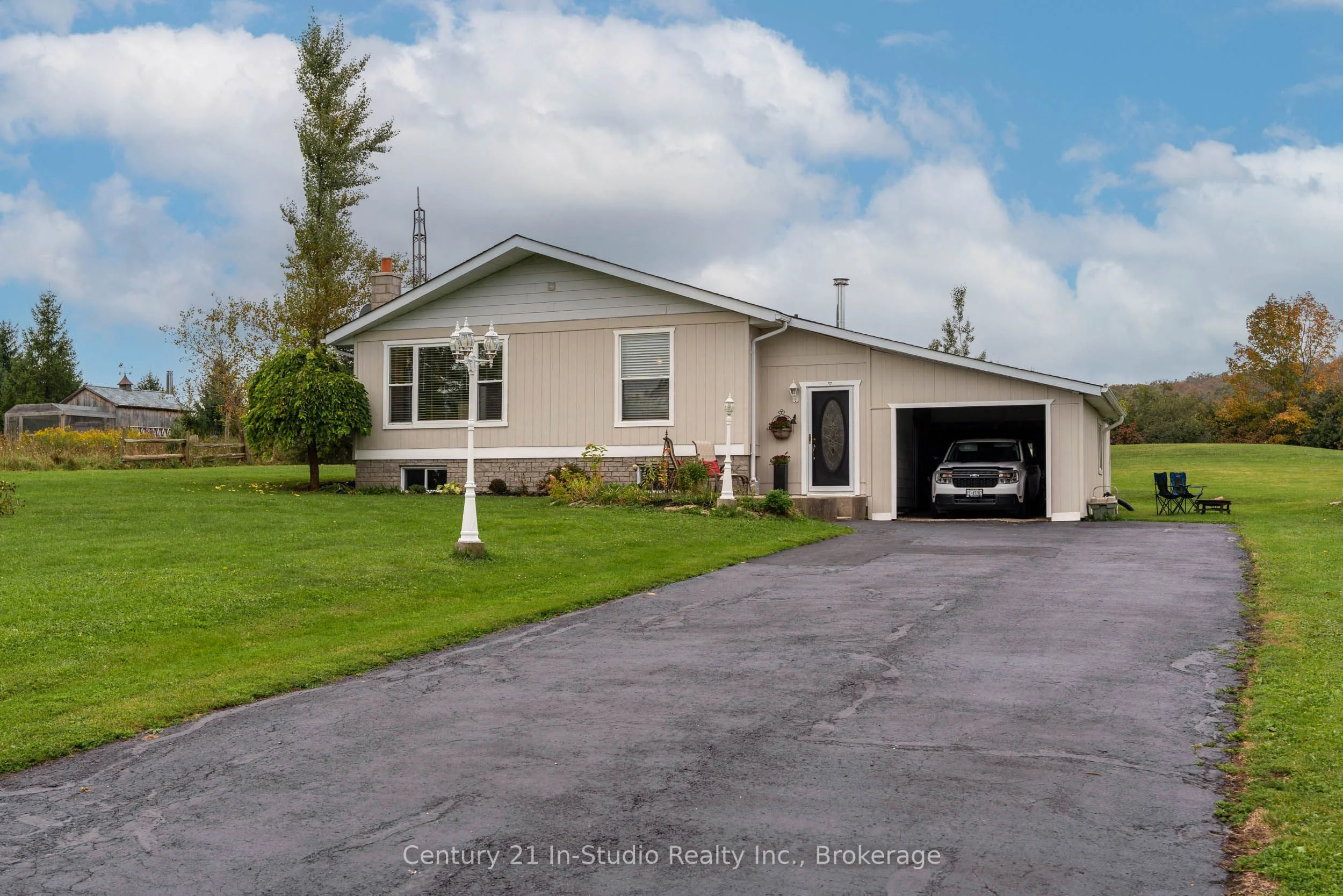 618134 Grey 18 Road, Meaford, ON N4K 5W4