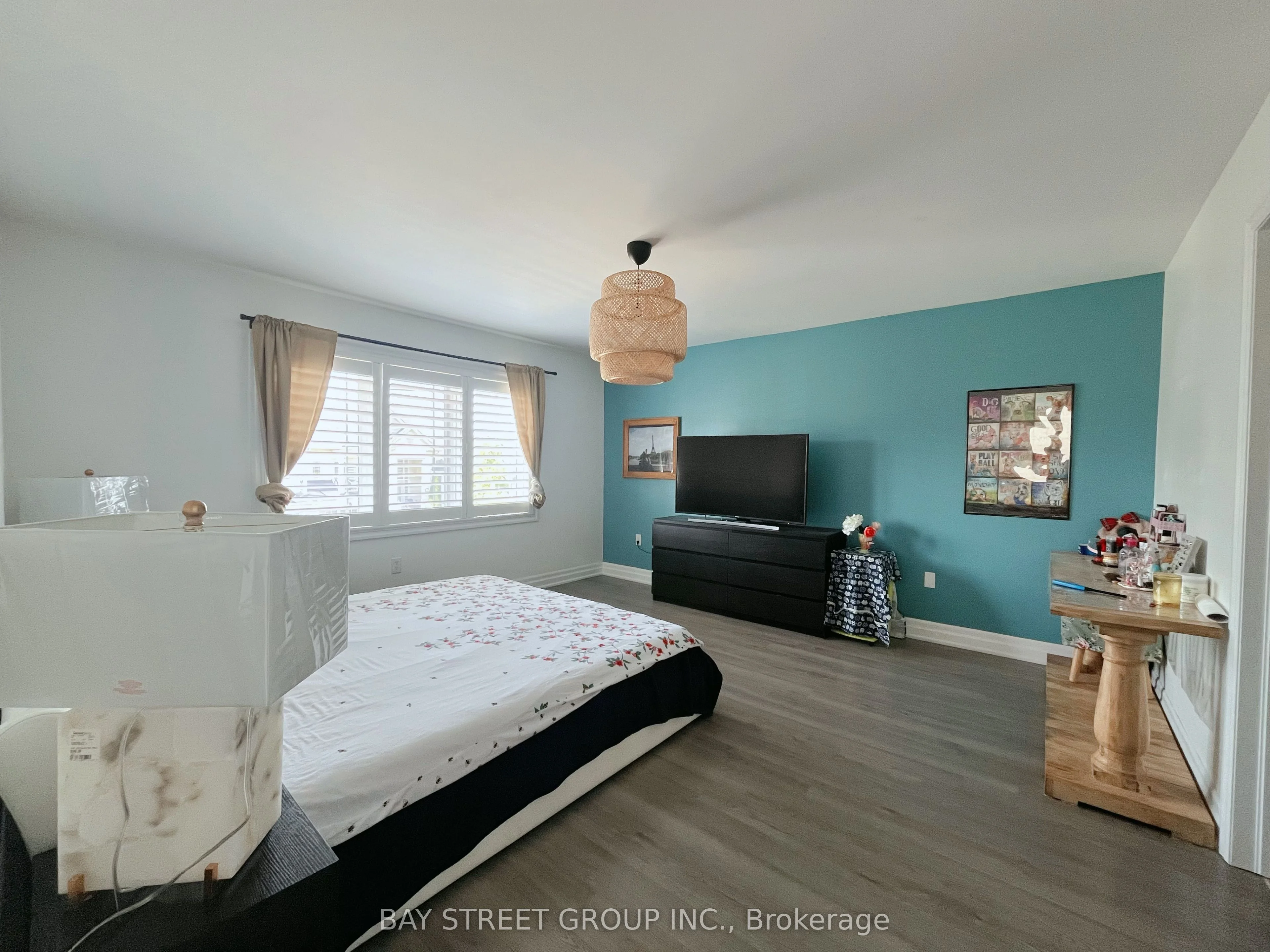 51 Dominion Crescent Master Room, Niagara-on-the-Lake, ON L0S 1J1