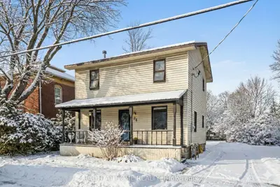 Detached in North Dundas