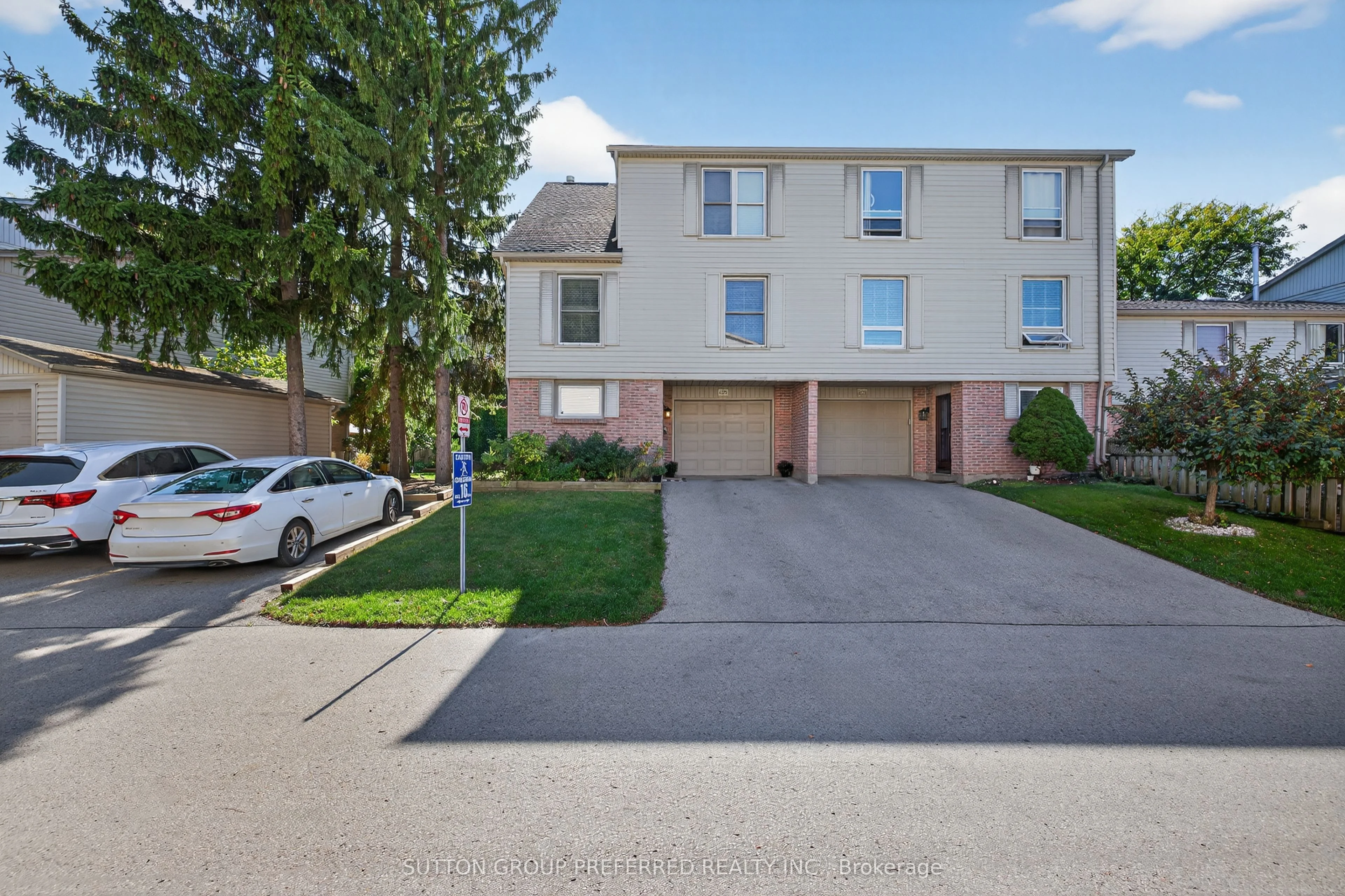 405 Everglade Crescent, London North, ON N6H 4M8