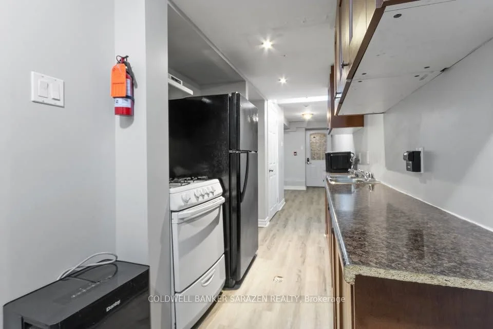 140 OSGOODE Street 4, Lower Town - Sandy Hill, ON K1N 6S6