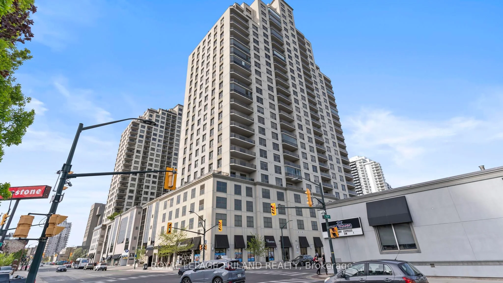 330 RIDOUT Street N 2303, London East, ON N6A 0A7