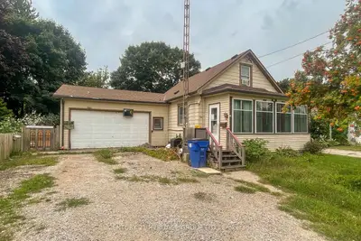 Detached in Chatham-Kent