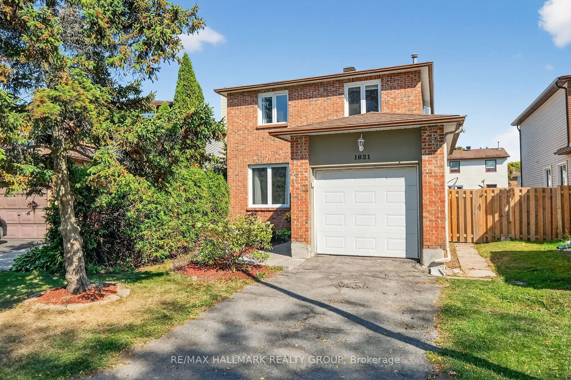 1821 Brousseau Crescent, Orleans - Convent Glen and Area, ON K1C 2Y5