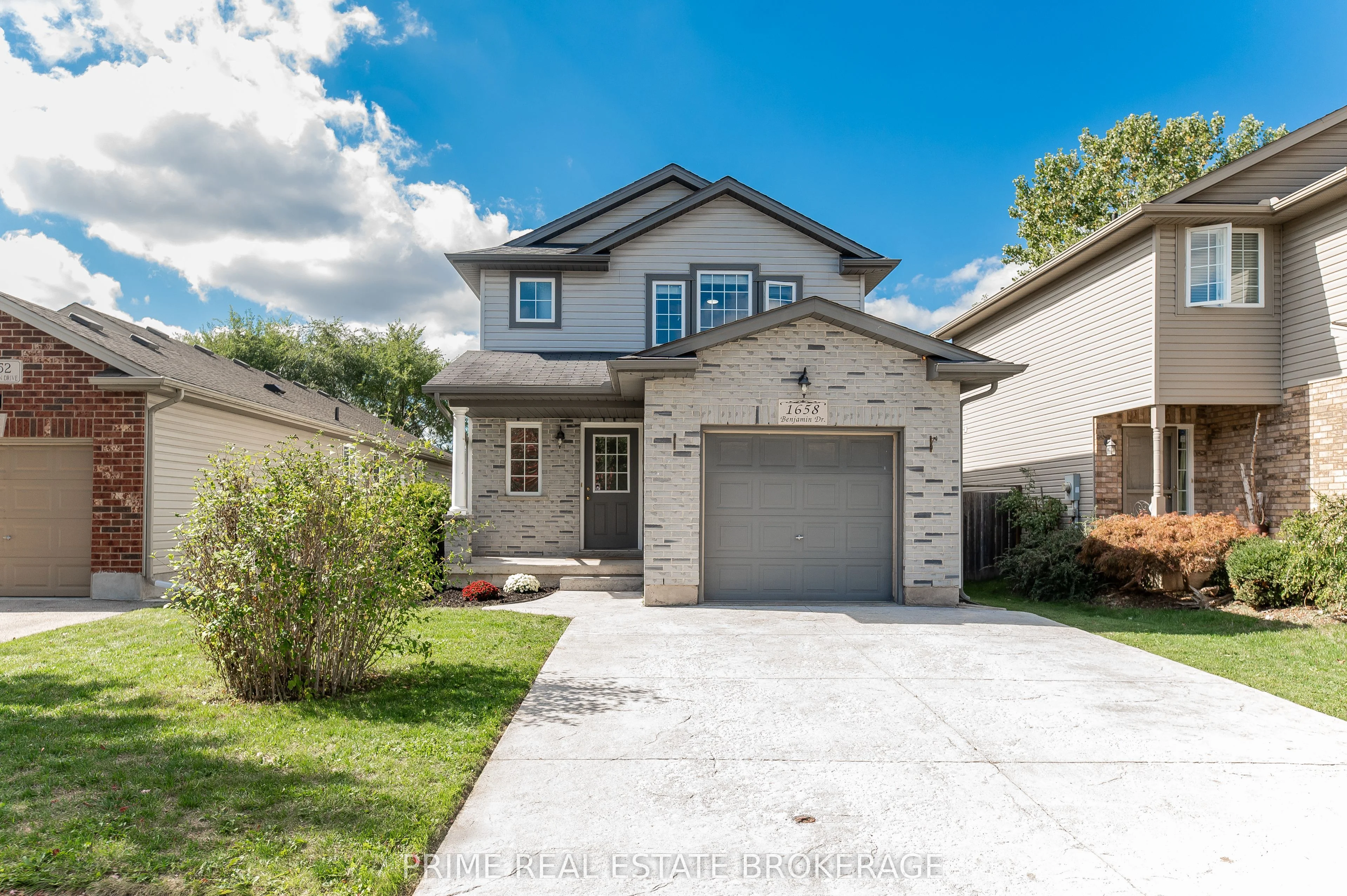 1658 Benjamin Drive, London East, ON N5V 5K1