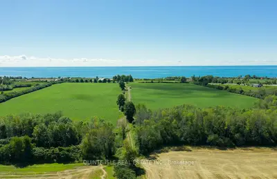 17511 Loyalist Parkway W, Prince Edward County, On K0k 3l0
