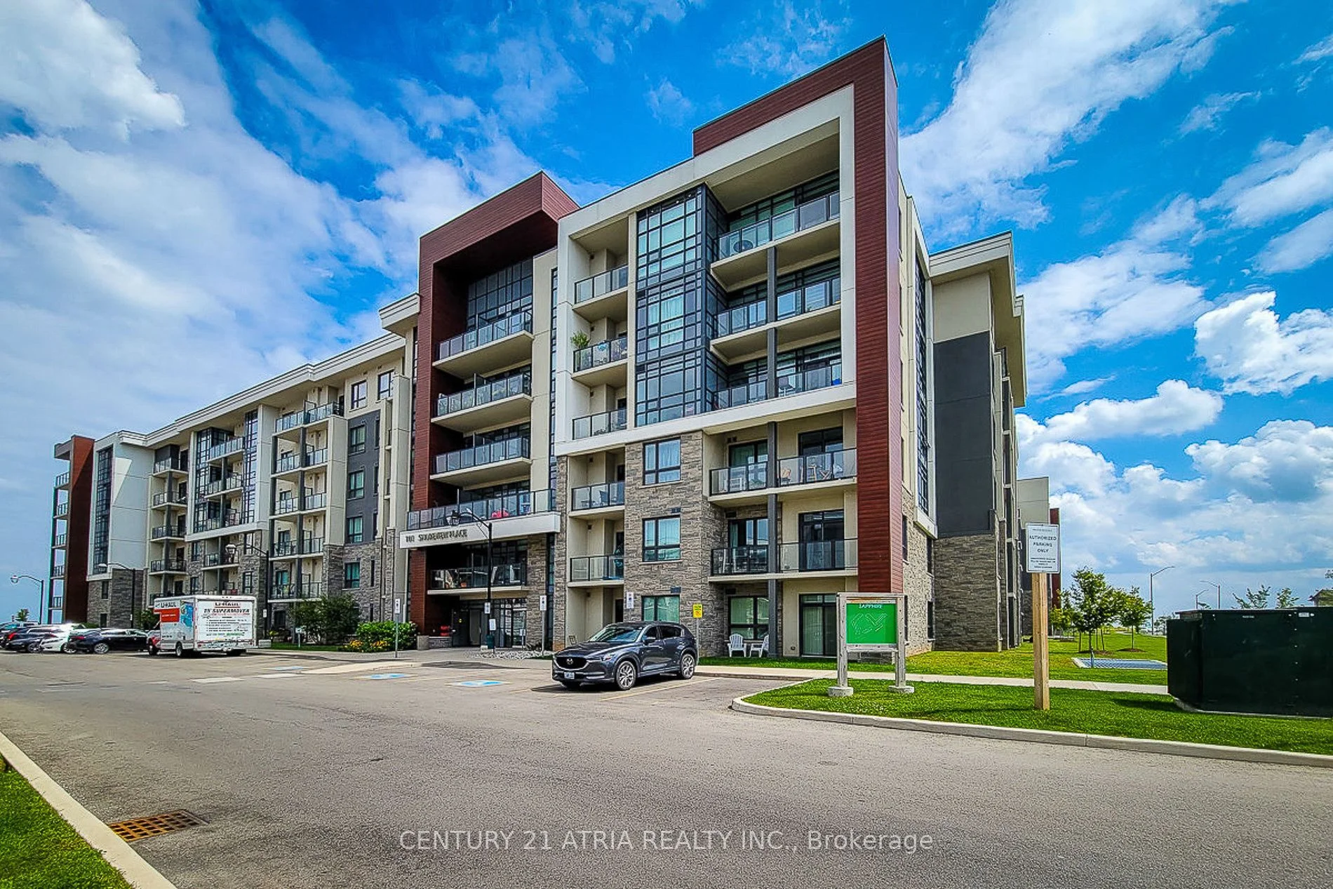 Condo Apartment in Hamilton