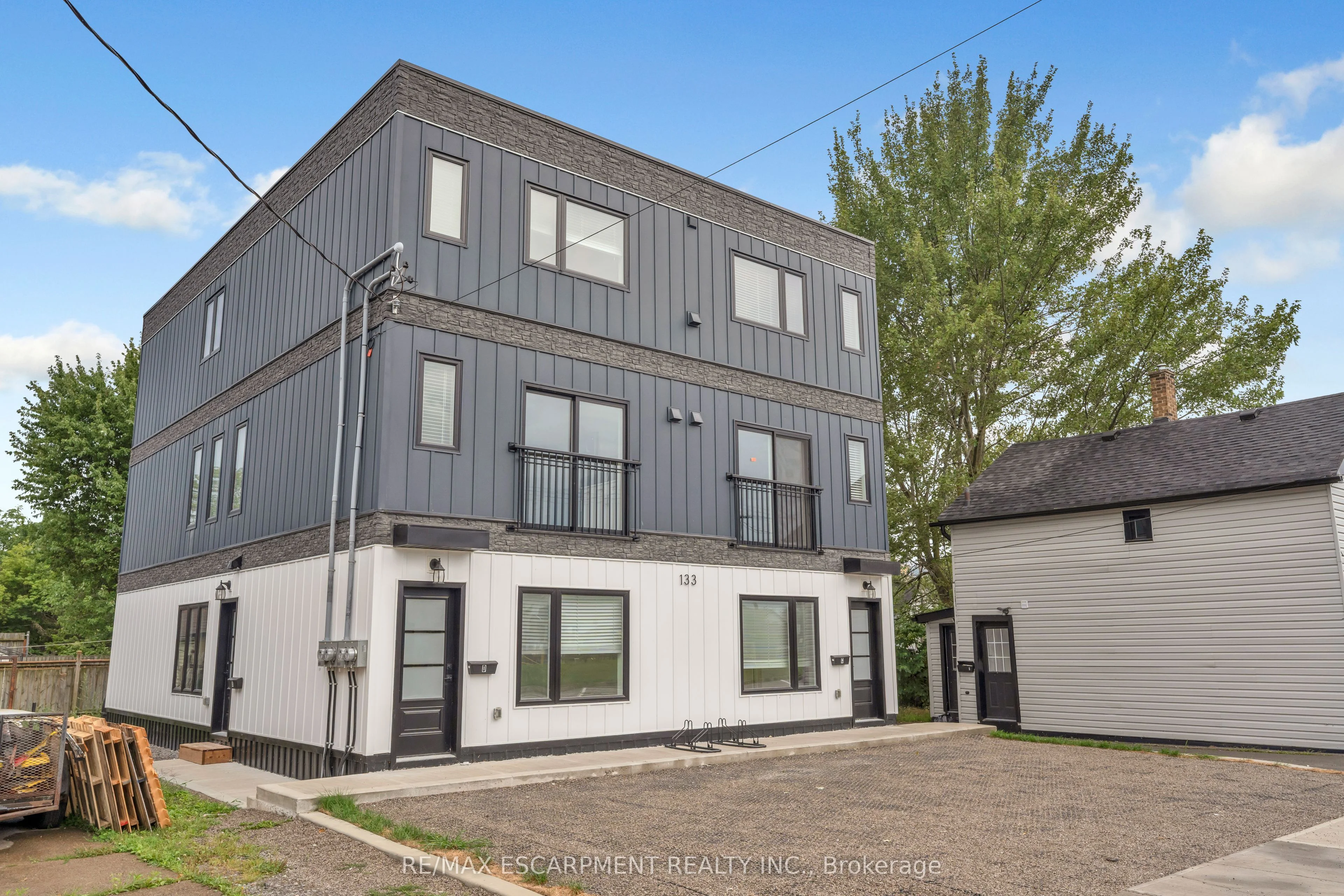 133 Durham Street B, Port Colborne, ON L3K 1E1