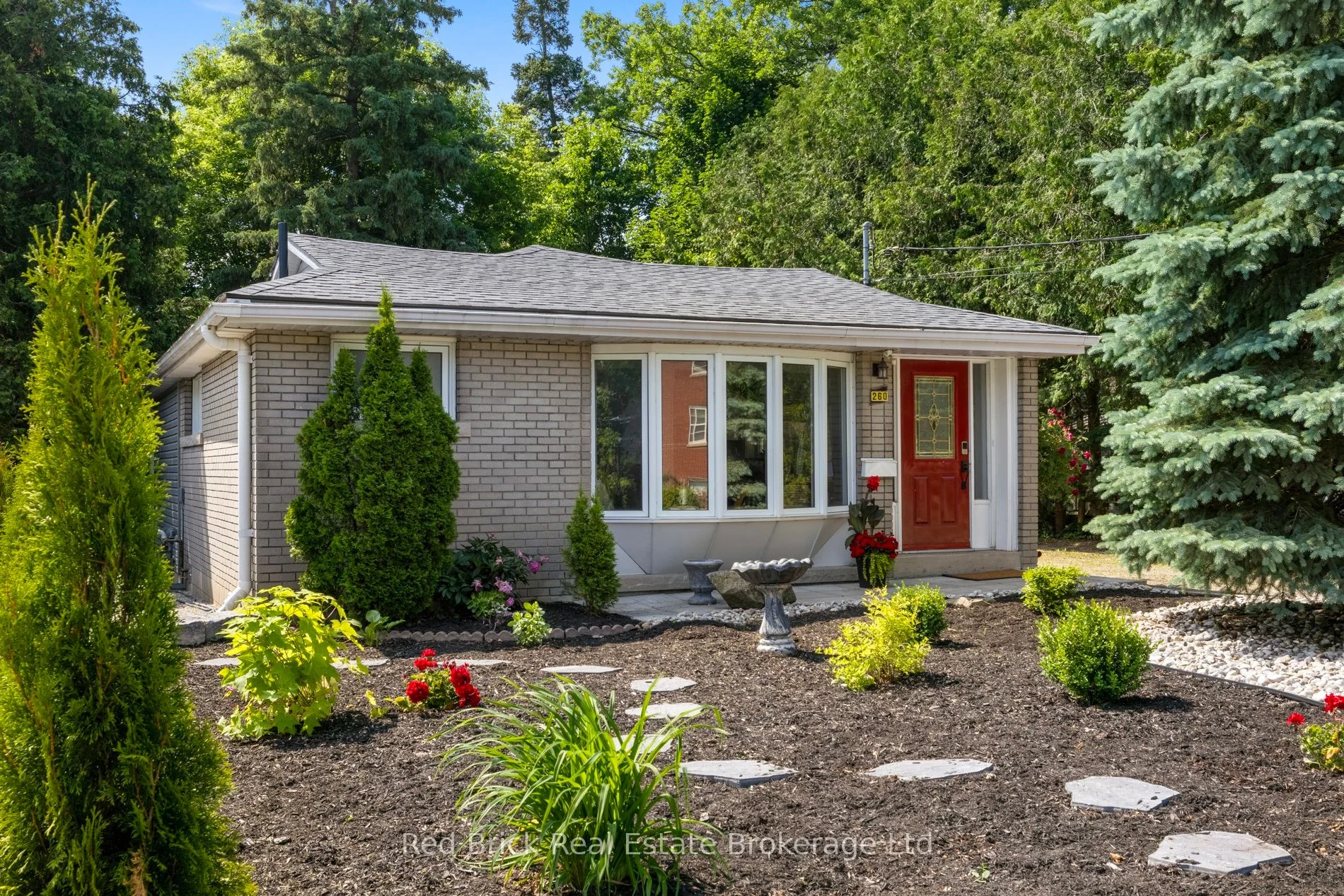 260 Water Street, Guelph, ON N1G 1B7