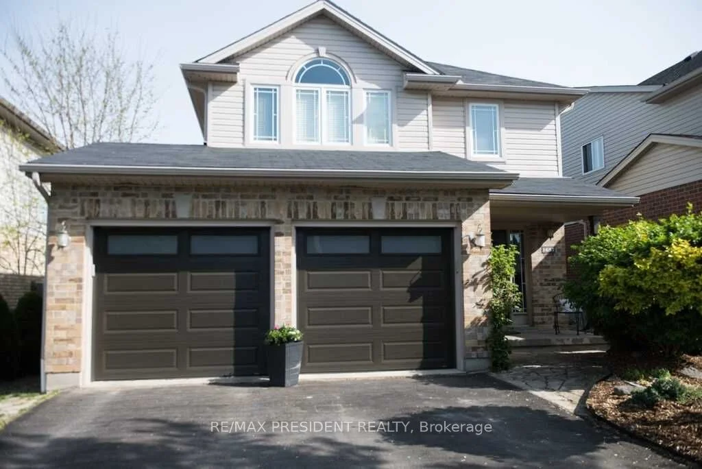 1657 Bayswater Crescent, London North, On N6g 5n7