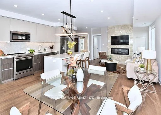 Condo Apartment in Peterborough