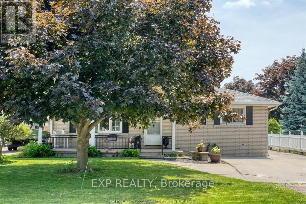 337 Evelyn Street, Lakeshore, ON N0R 1A0