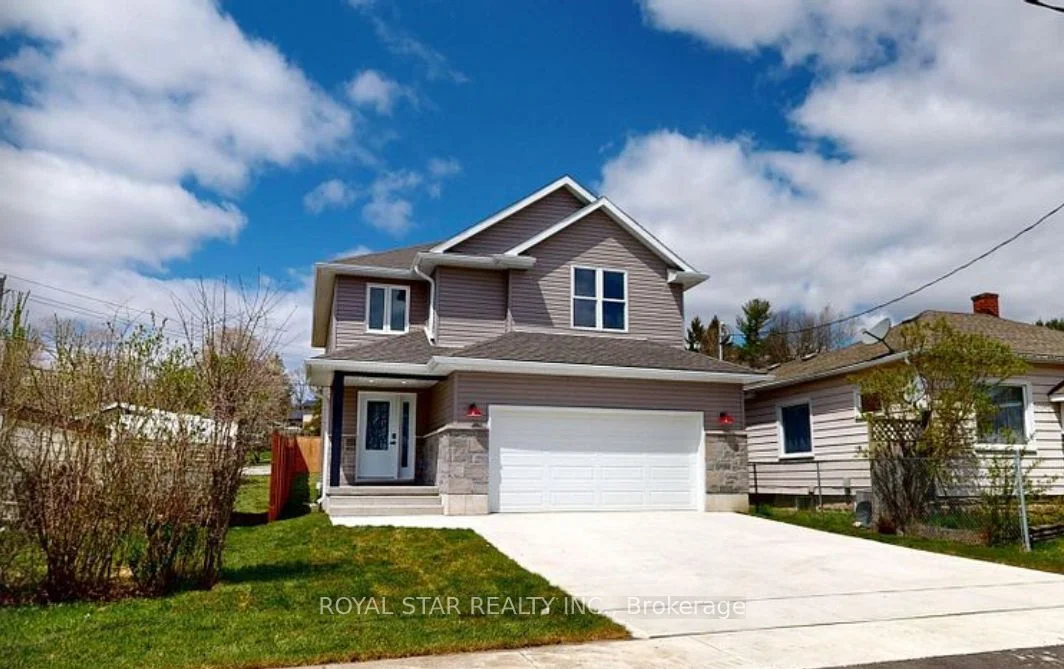 103 Metcalfe Street, Ingersoll, On N5c 1m6