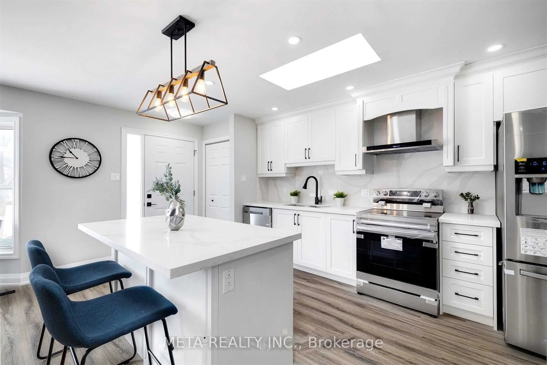 119 Clara Crescent, London South, ON N6E 3G7