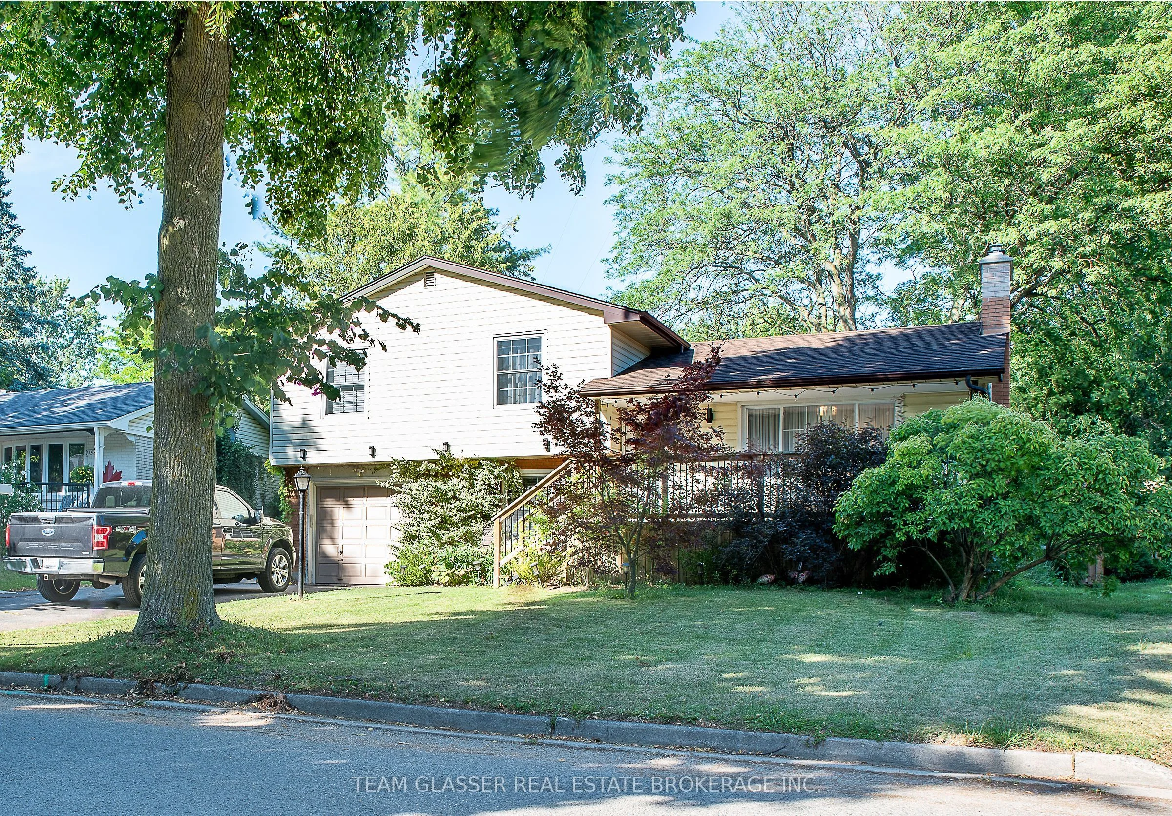 784 WESTBURY Crescent, London South, ON N6J 3C7