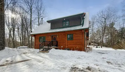 Detached in Greater Madawaska