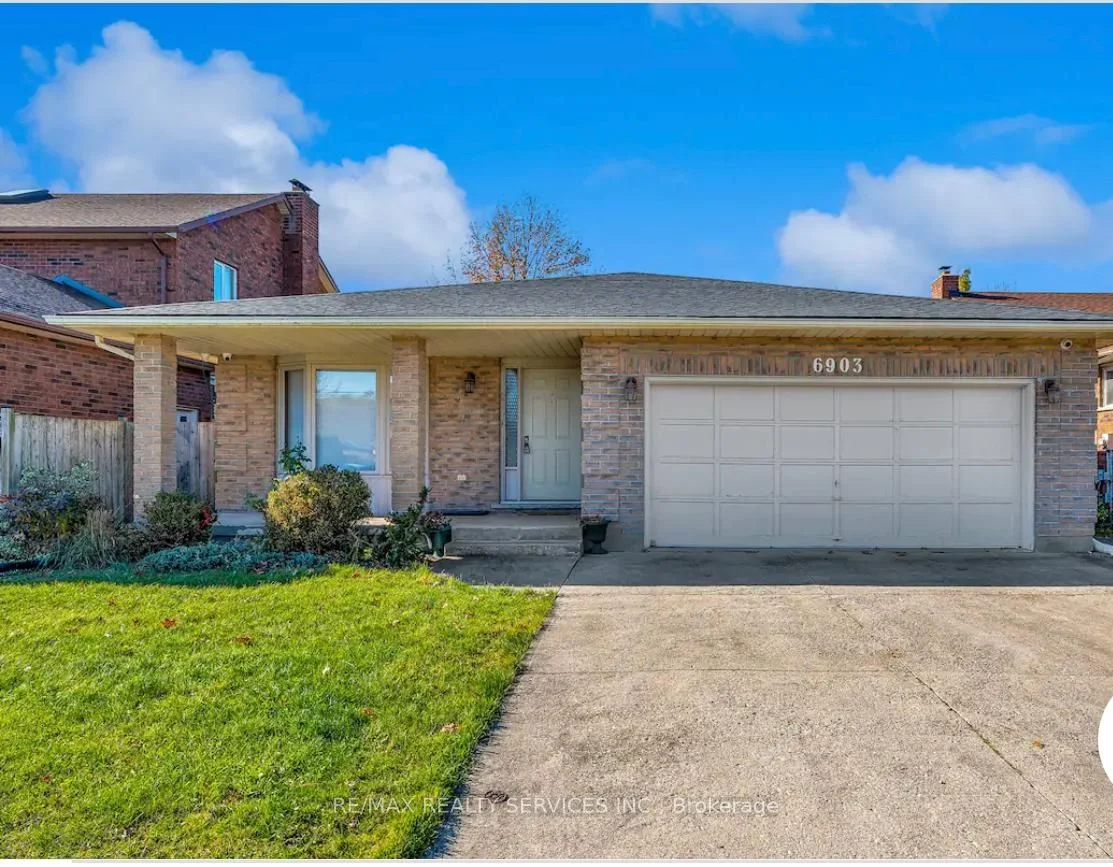 6903 Cumberland Court Unit 1, Niagara Falls, ON L2H 2R7
