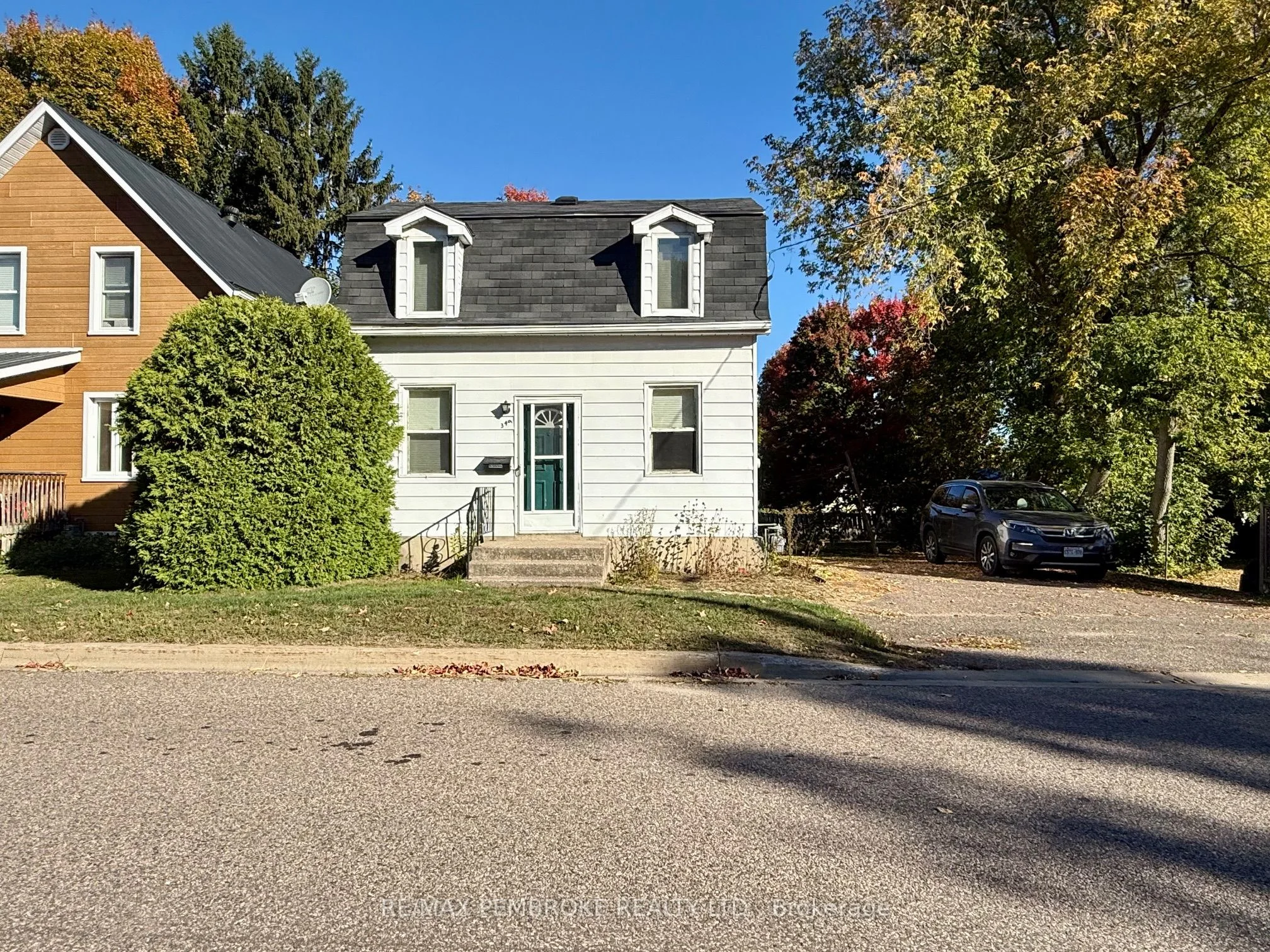 349 Esther Street, Pembroke, ON K8A 3C9