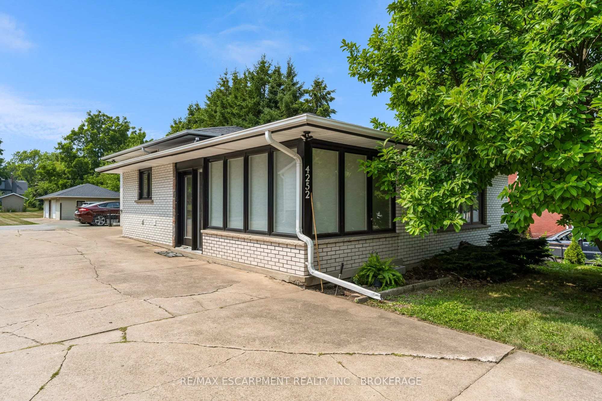 4252 William Street, Lincoln, ON L0R 1B0