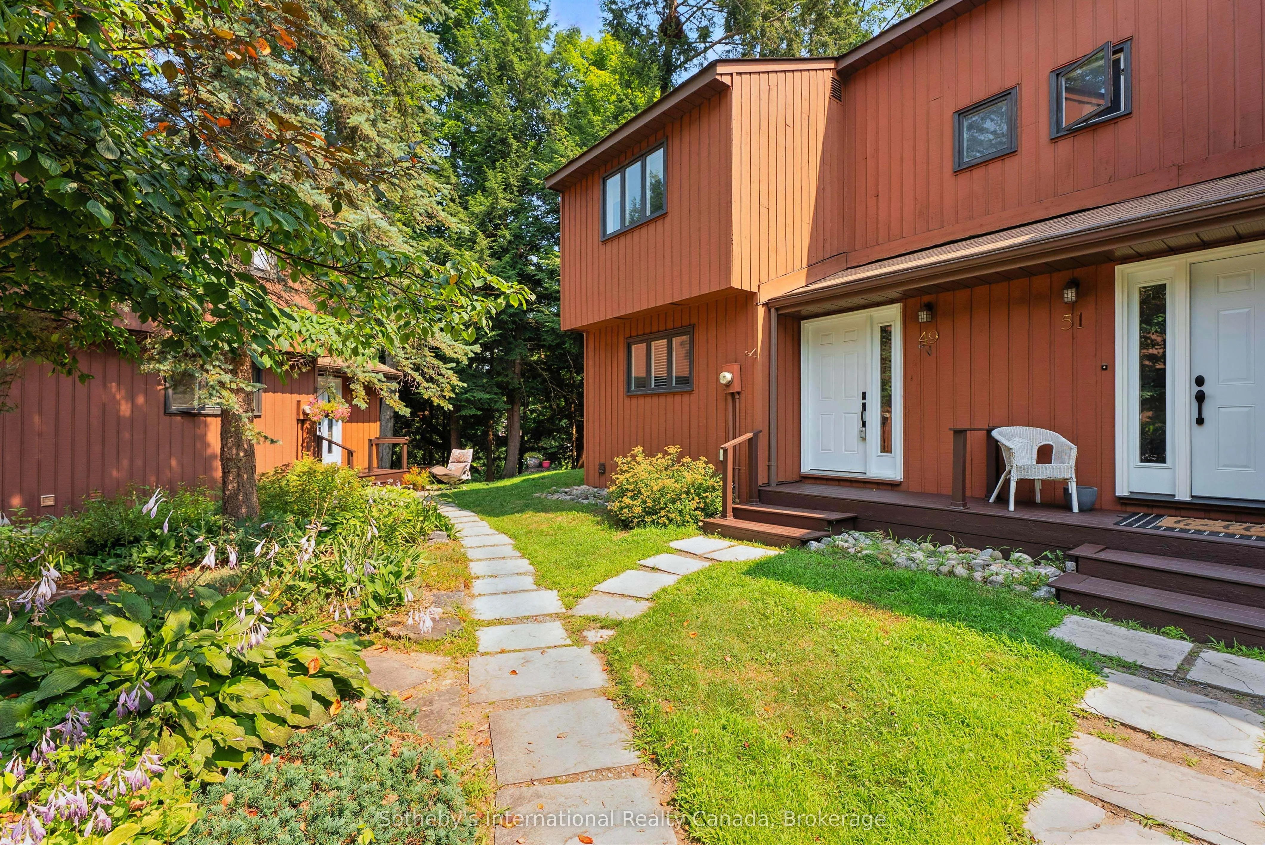 49 Southbank Drive 10, Bracebridge, ON P1L 1G2