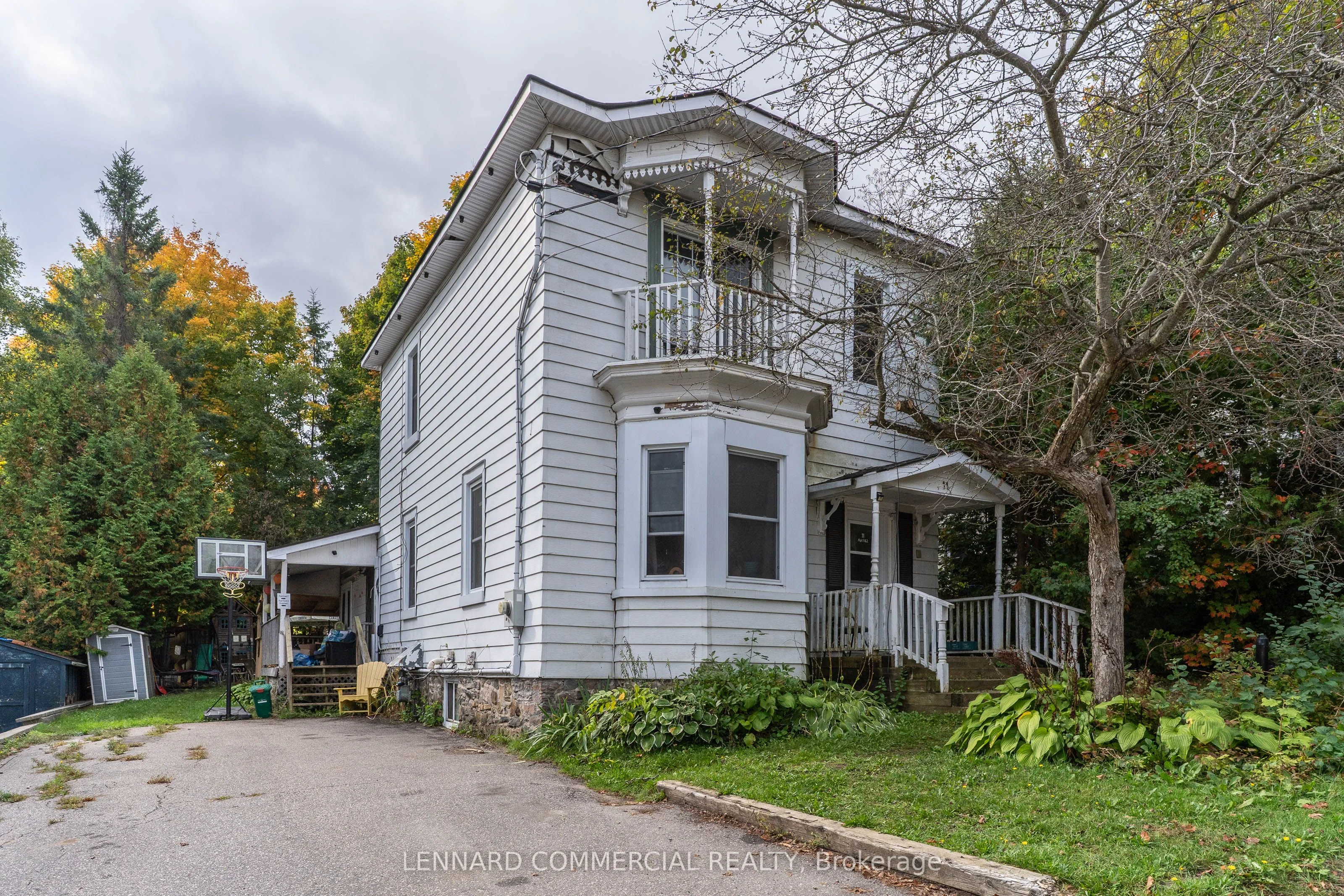 11 Minerva Street W, Huntsville, On P1h 1c6