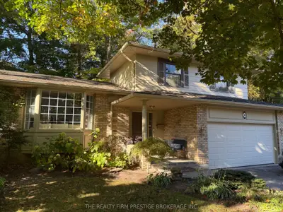 Detached in London South