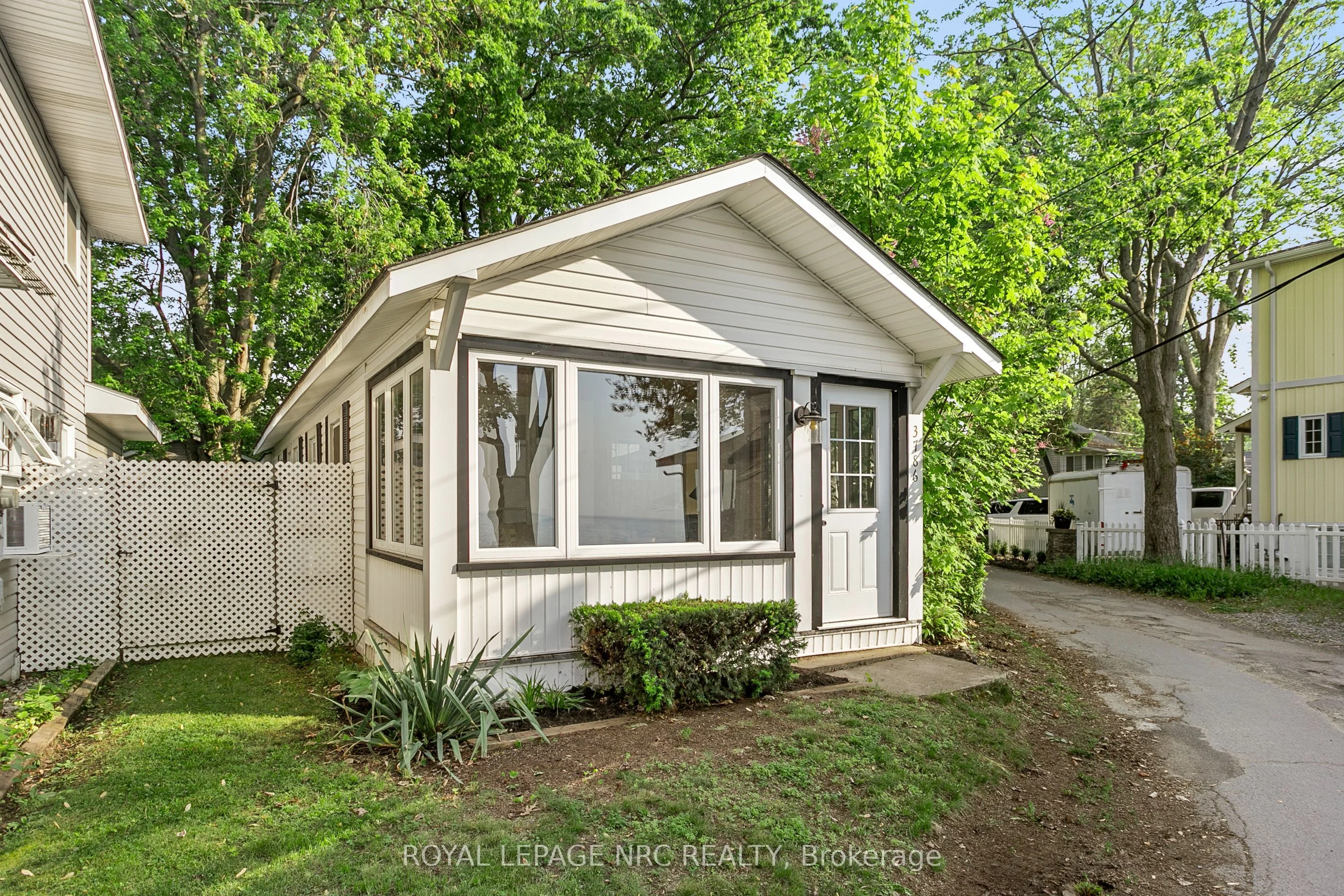 3786 Terrace Lane, Fort Erie, On L0s 1b0