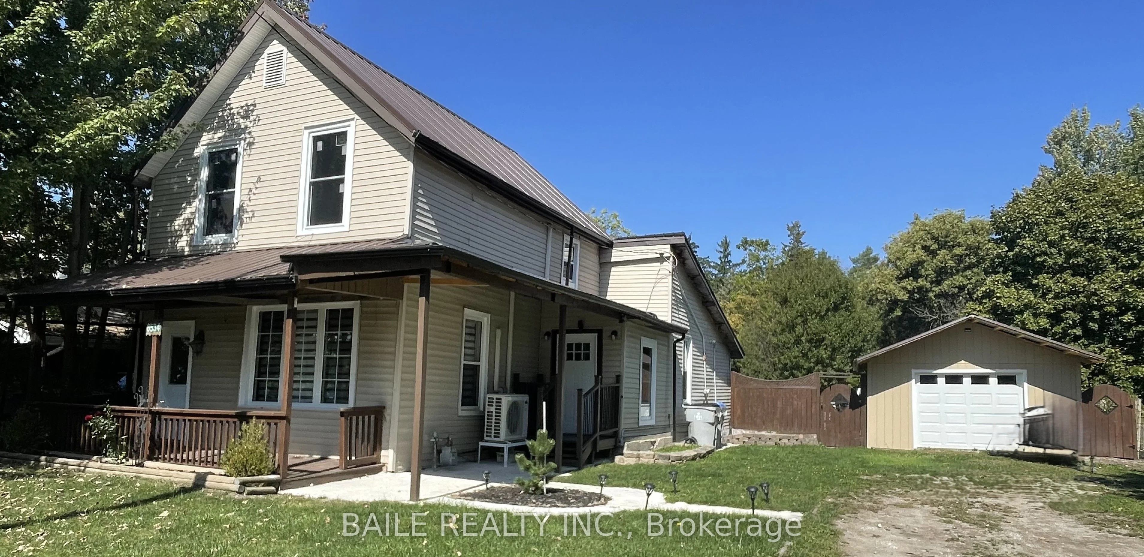 6534 James Street, Brooke-Alvinston, ON N0M 2S0