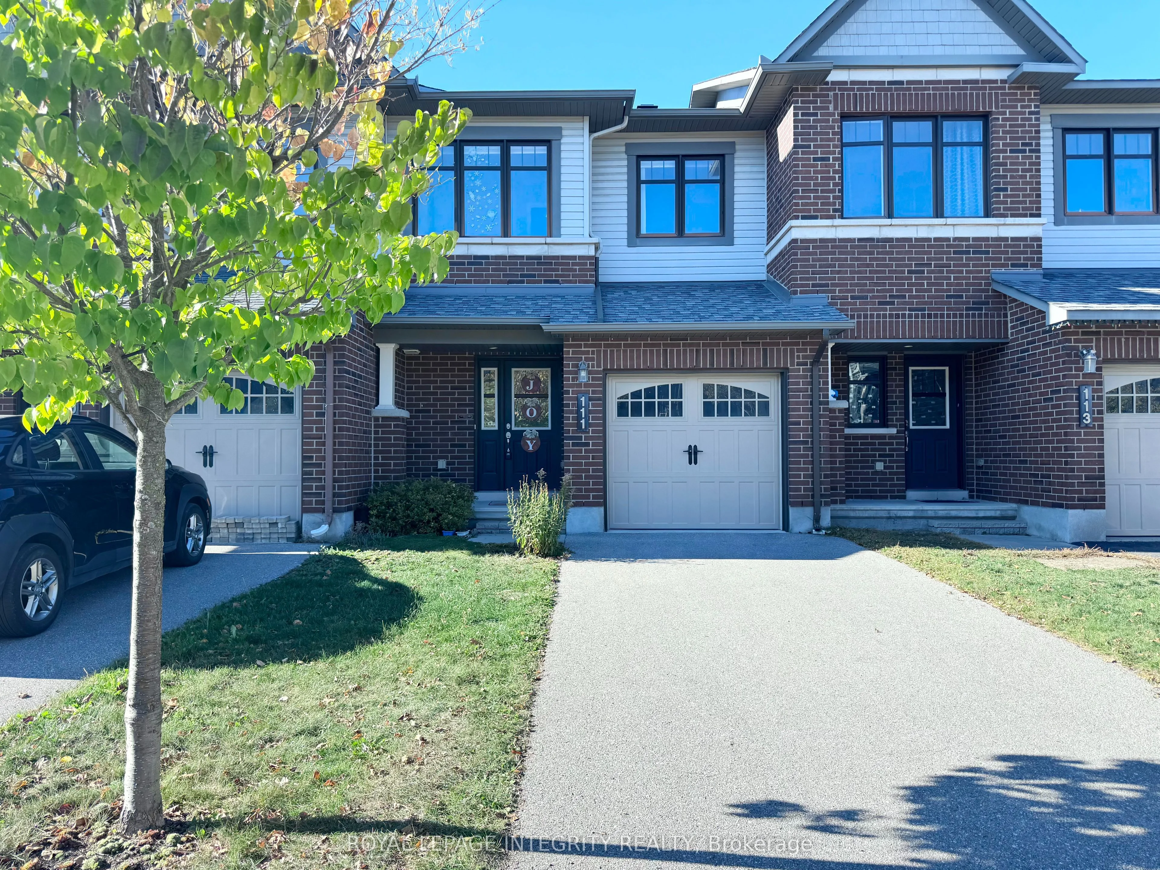 111 Sweetwater Lane, Kanata, ON K2T 0L1
