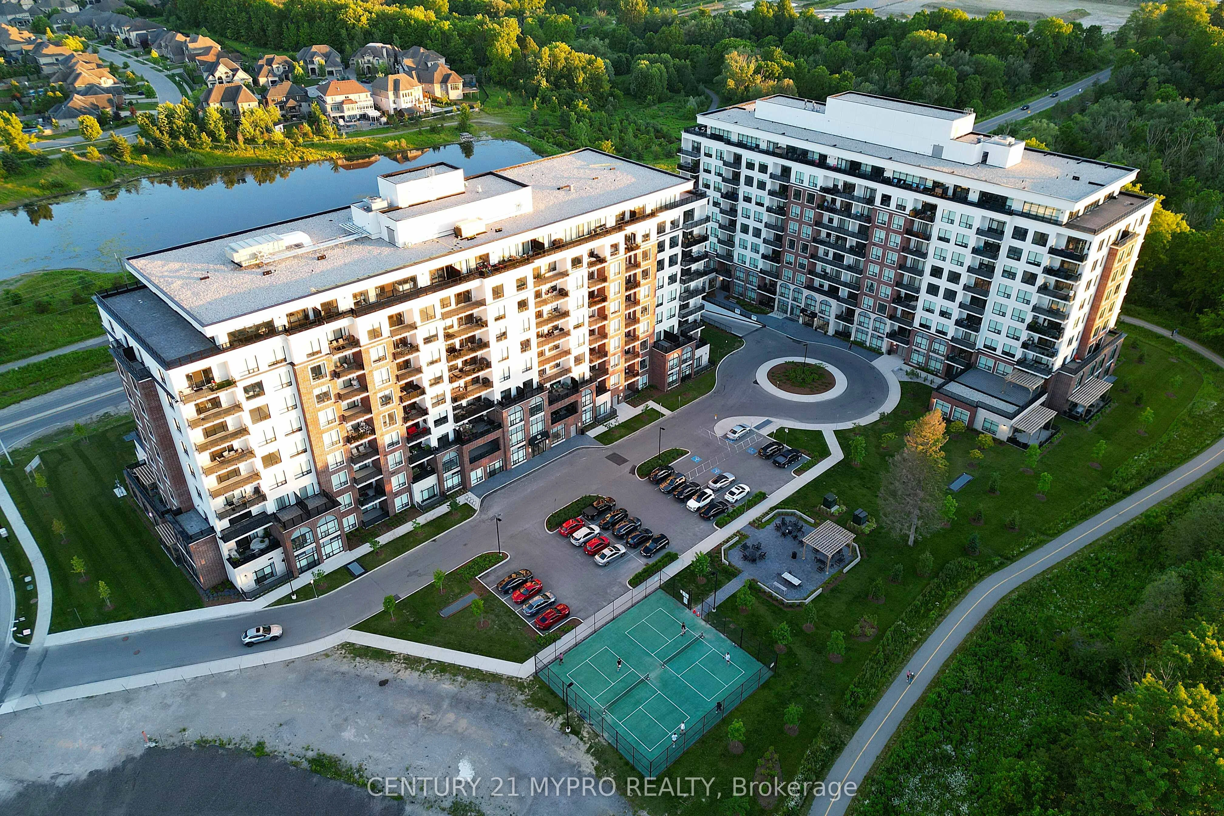 480 Callaway Road 816, London North, ON N6G 0Z3