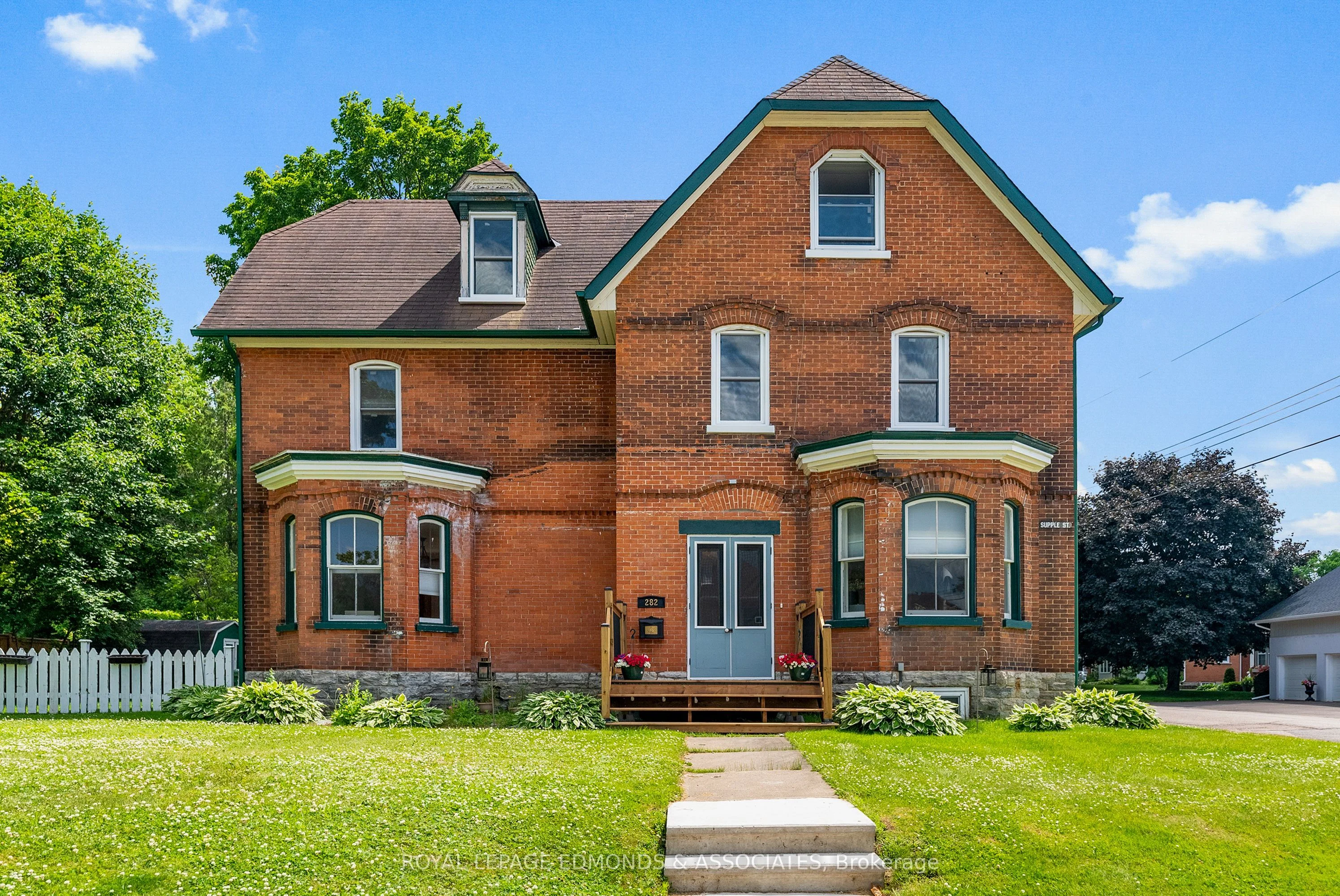 Detached in Pembroke