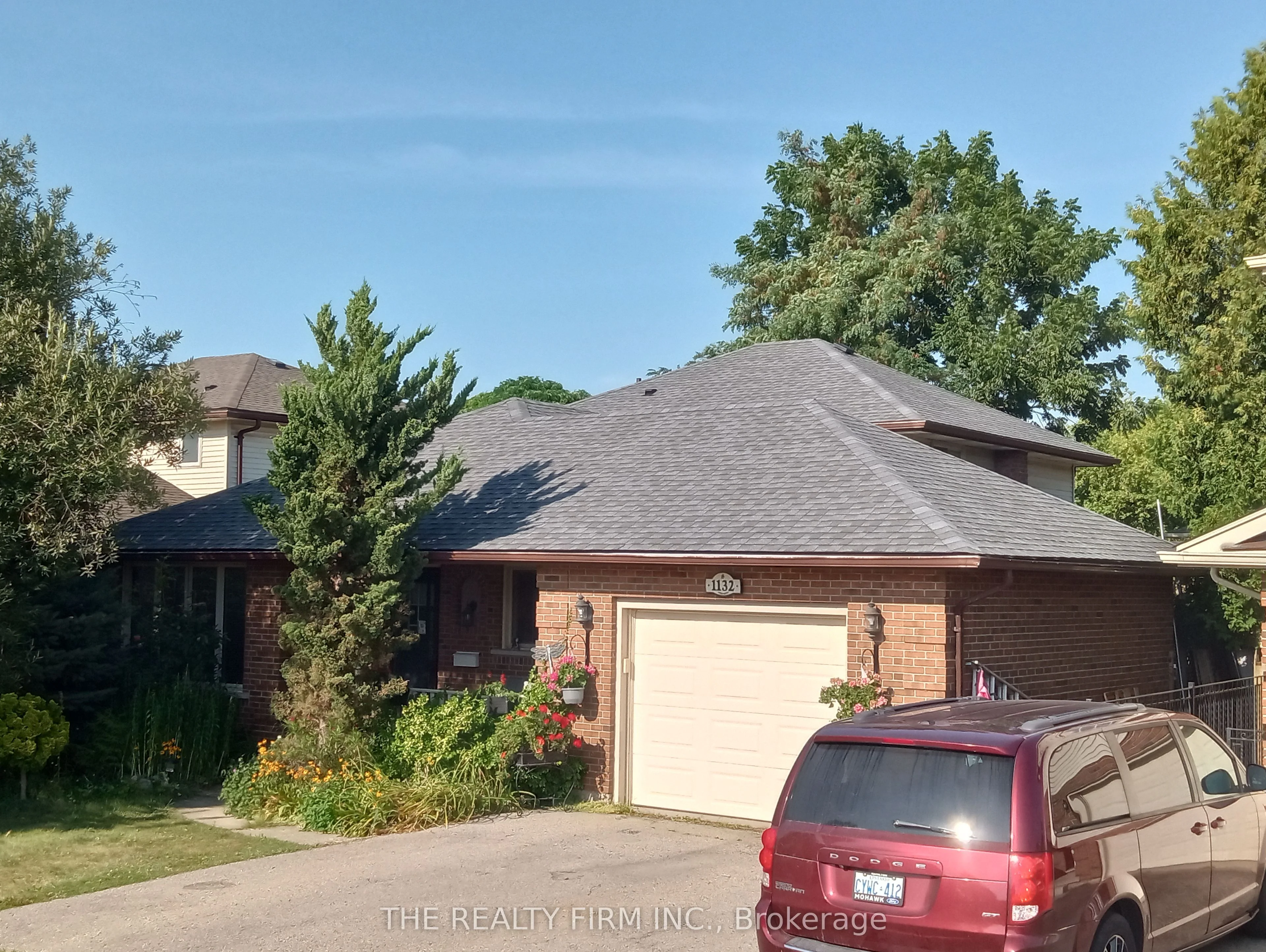 1132 Iroquois Crescent, Woodstock, ON N4T 1C3
