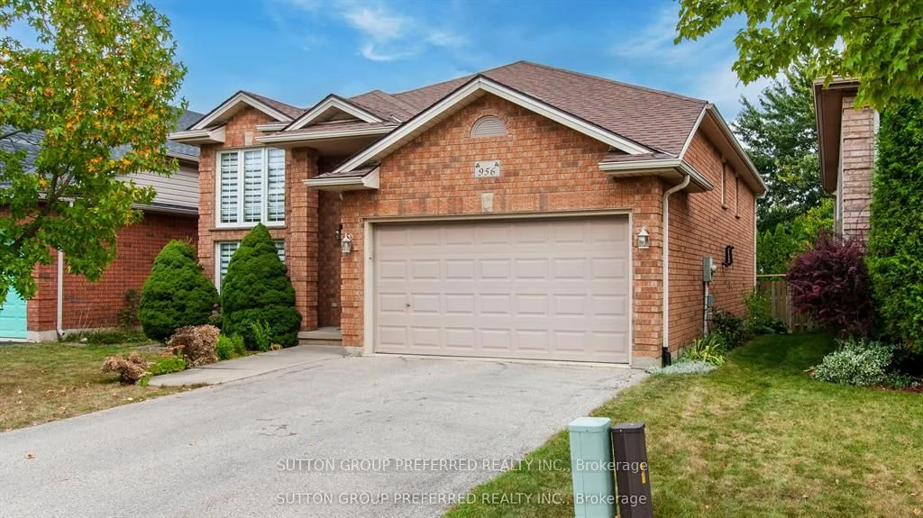 956 Queensborough Court N, London North, ON N6G 5K1