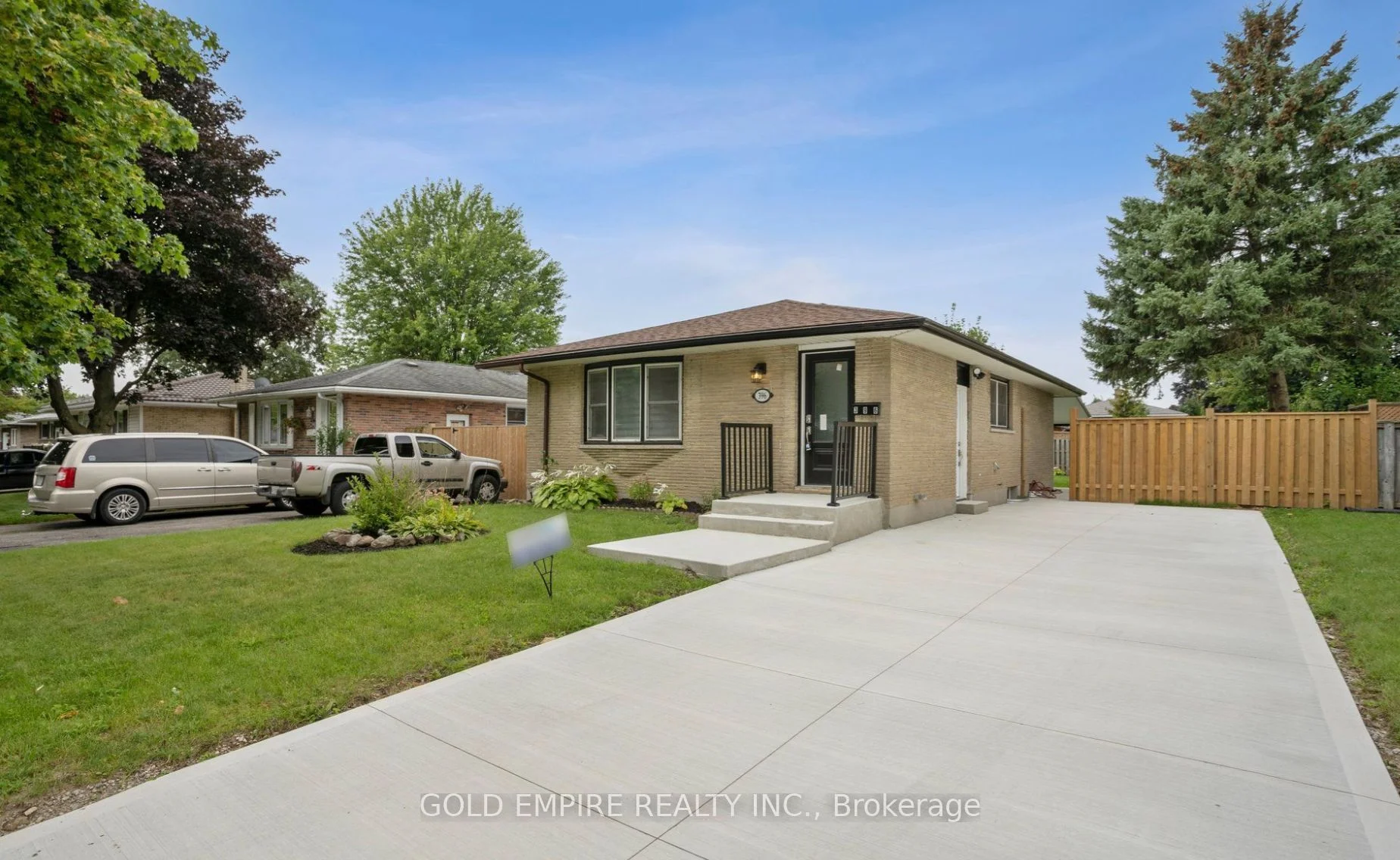 396 Hudson Drive, London East, On N5v 1e6