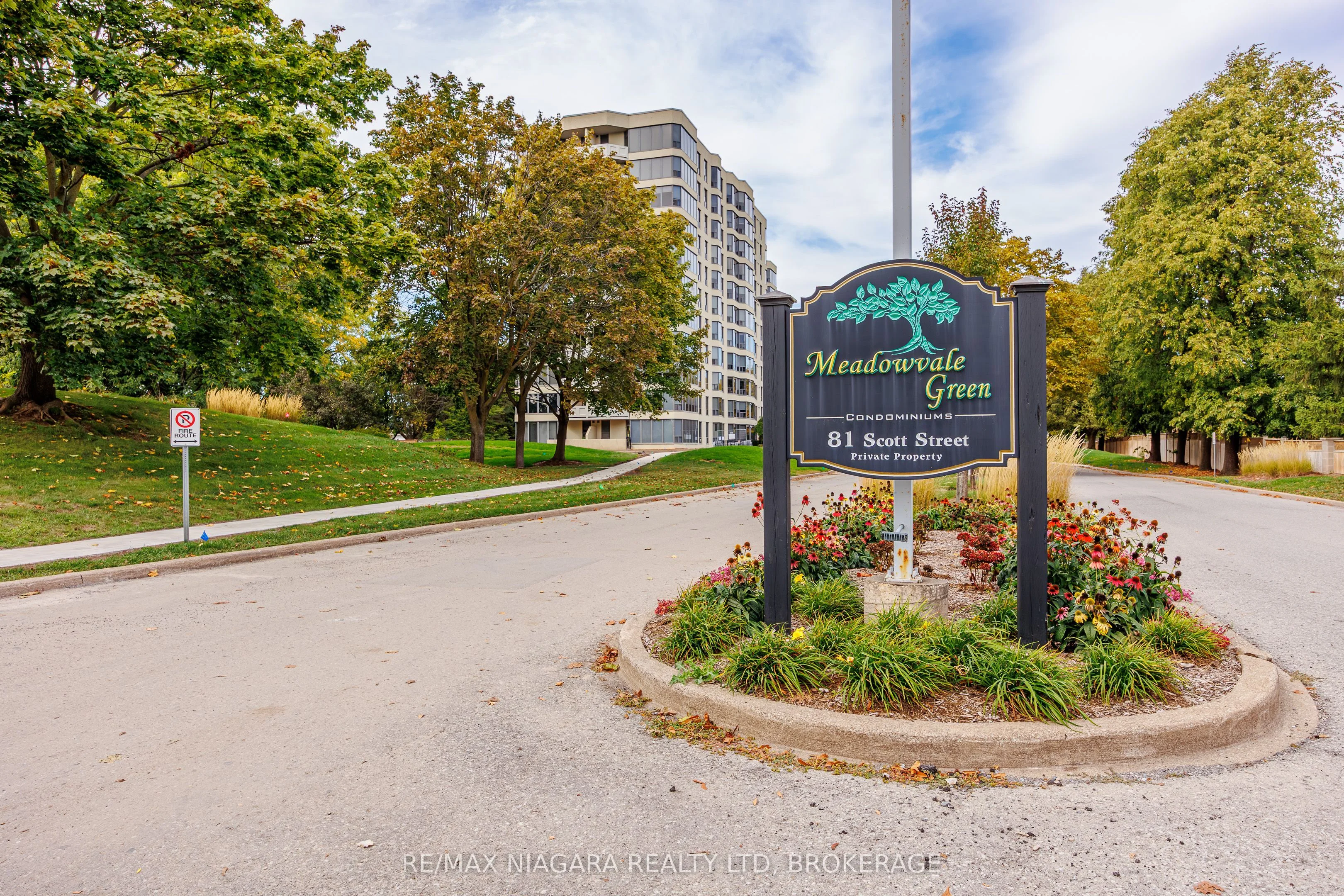 81 Scott Street 307, St. Catharines, ON L2N 7L5