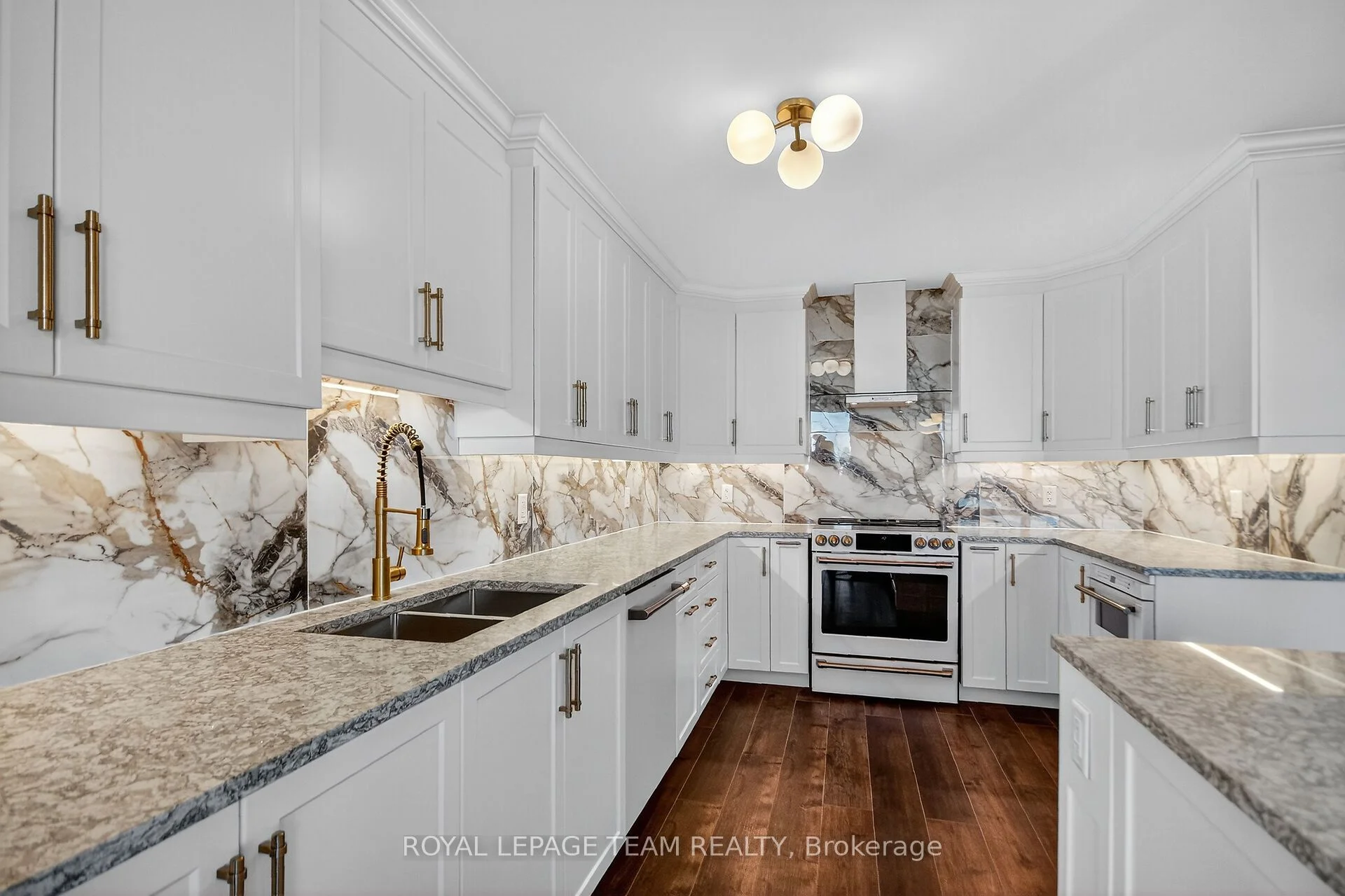 515 St Laurent Boulevard 2509/2510, Manor Park - Cardinal Glen and Area, ON K1K 3X5