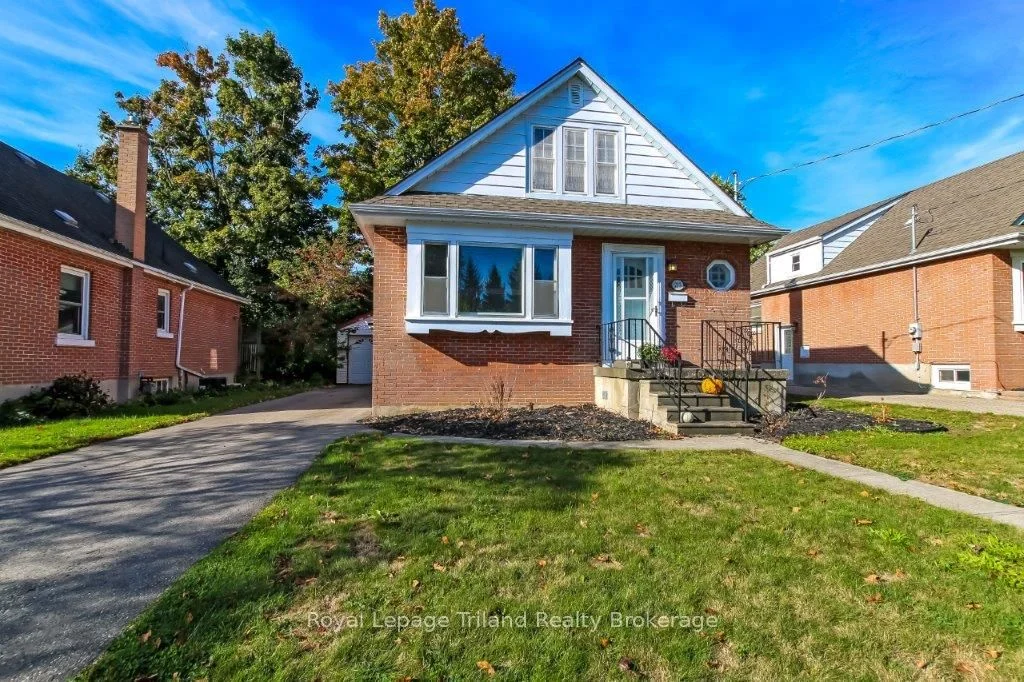 217 Sydenham Street, Woodstock, On N4s 7b8