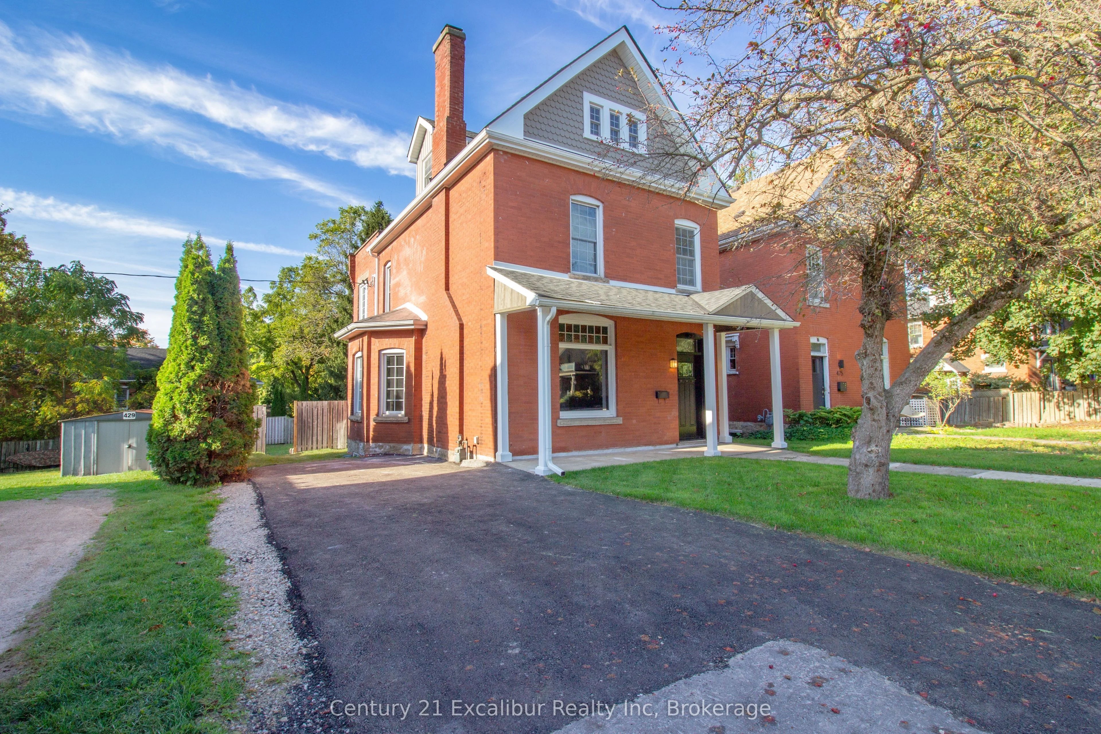 445 St David Street N, Centre Wellington, ON N1M 2K3