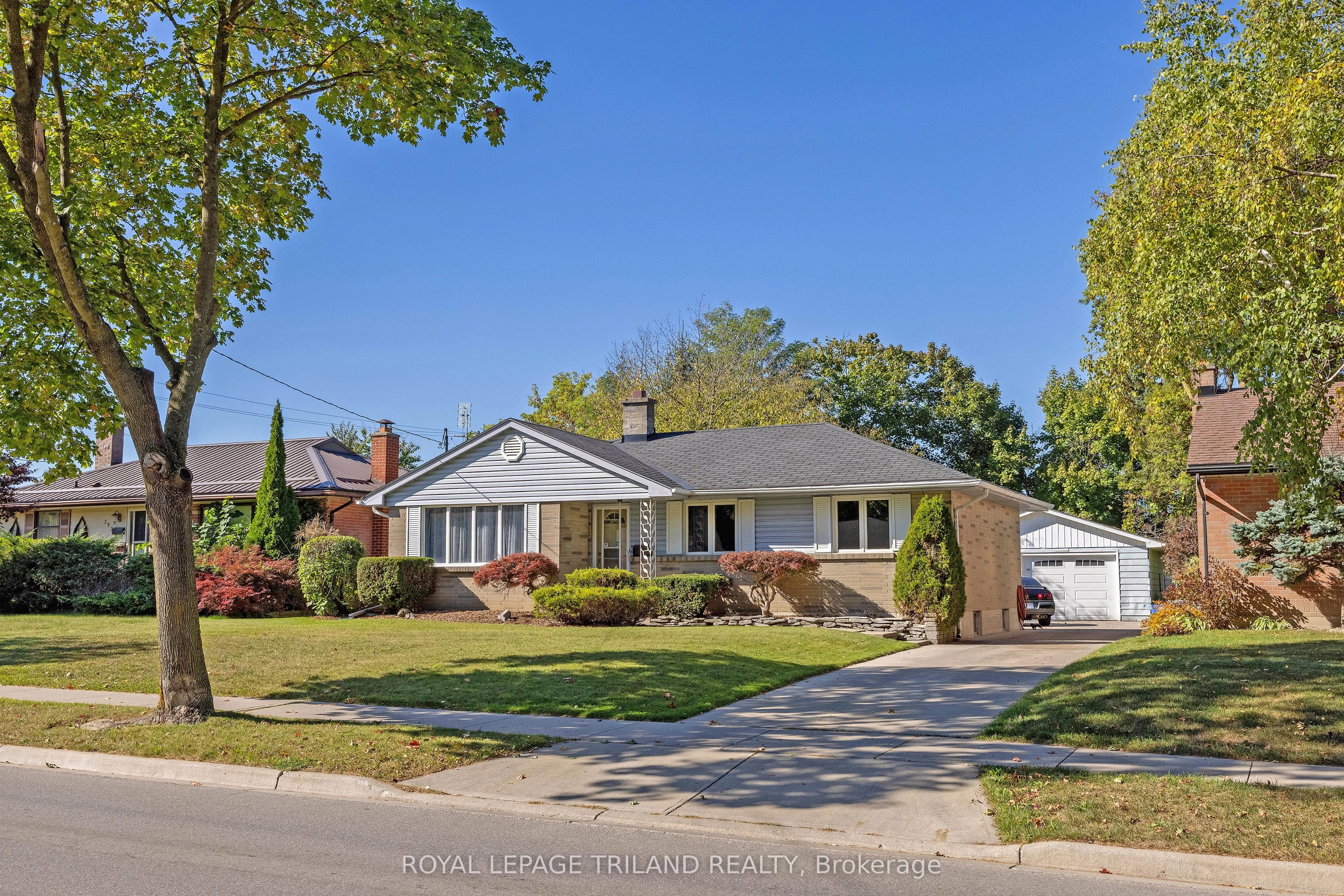 395 Beachwood Avenue, London South, ON N6J 3J9