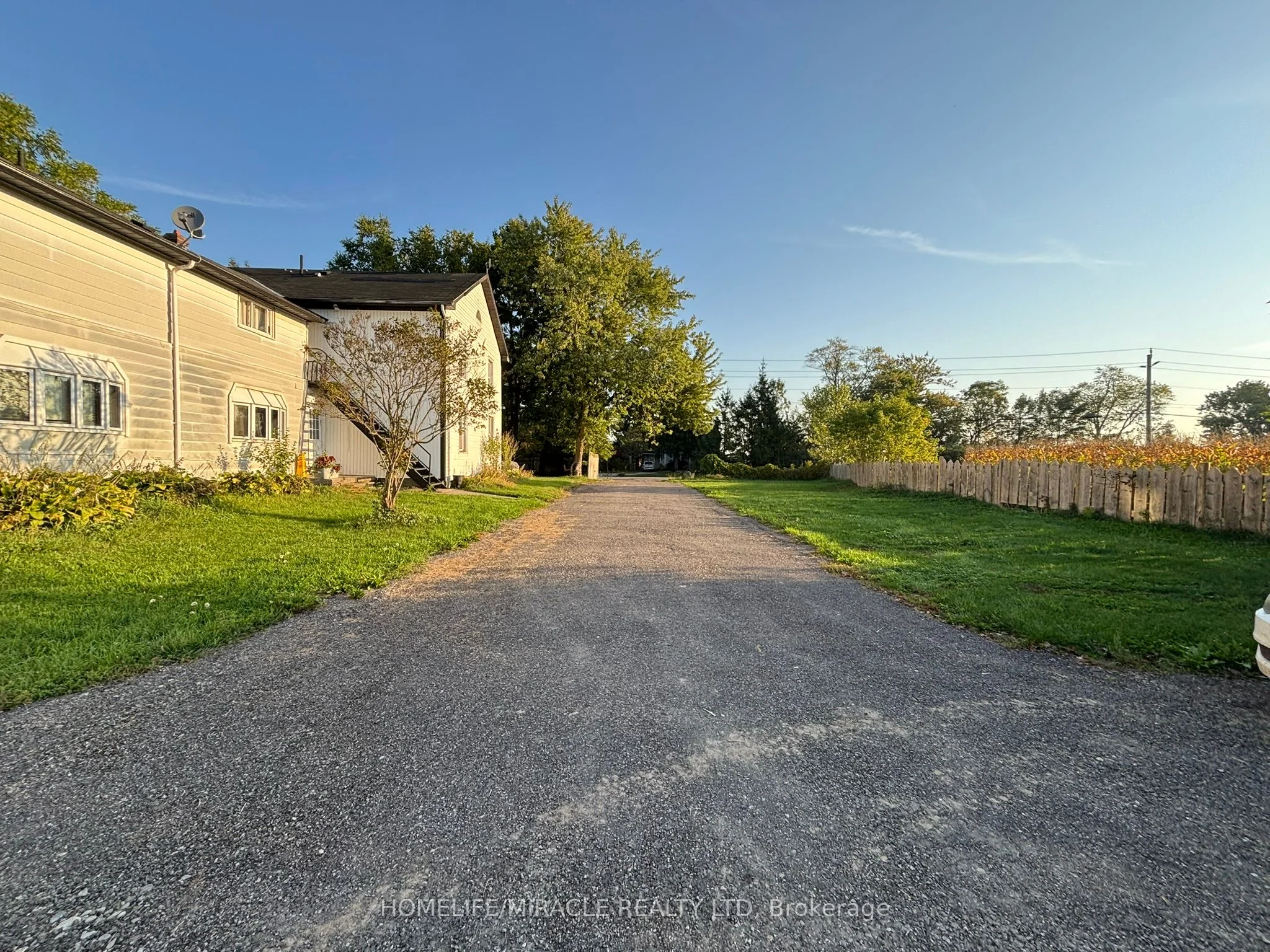 1381 Hwy 8 Highway 1, Cambridge, ON N1R 5S2