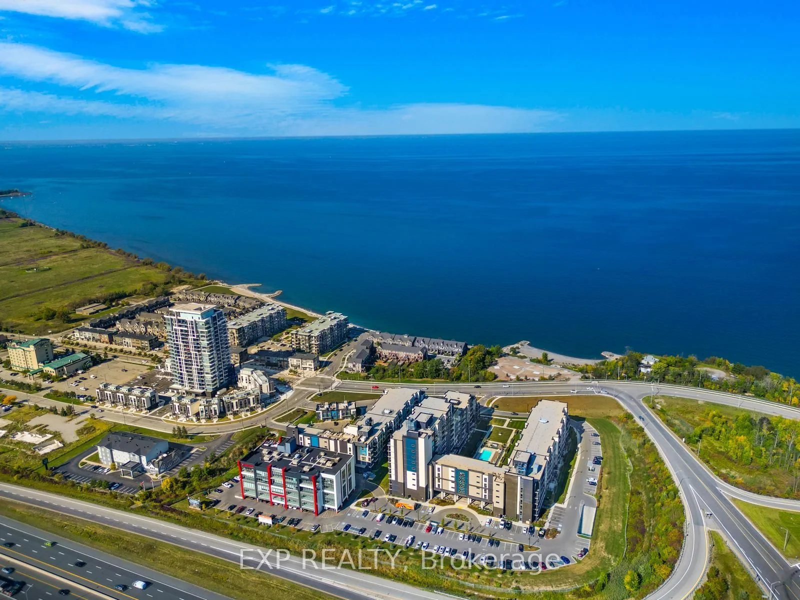 Condo Apartment in Grimsby