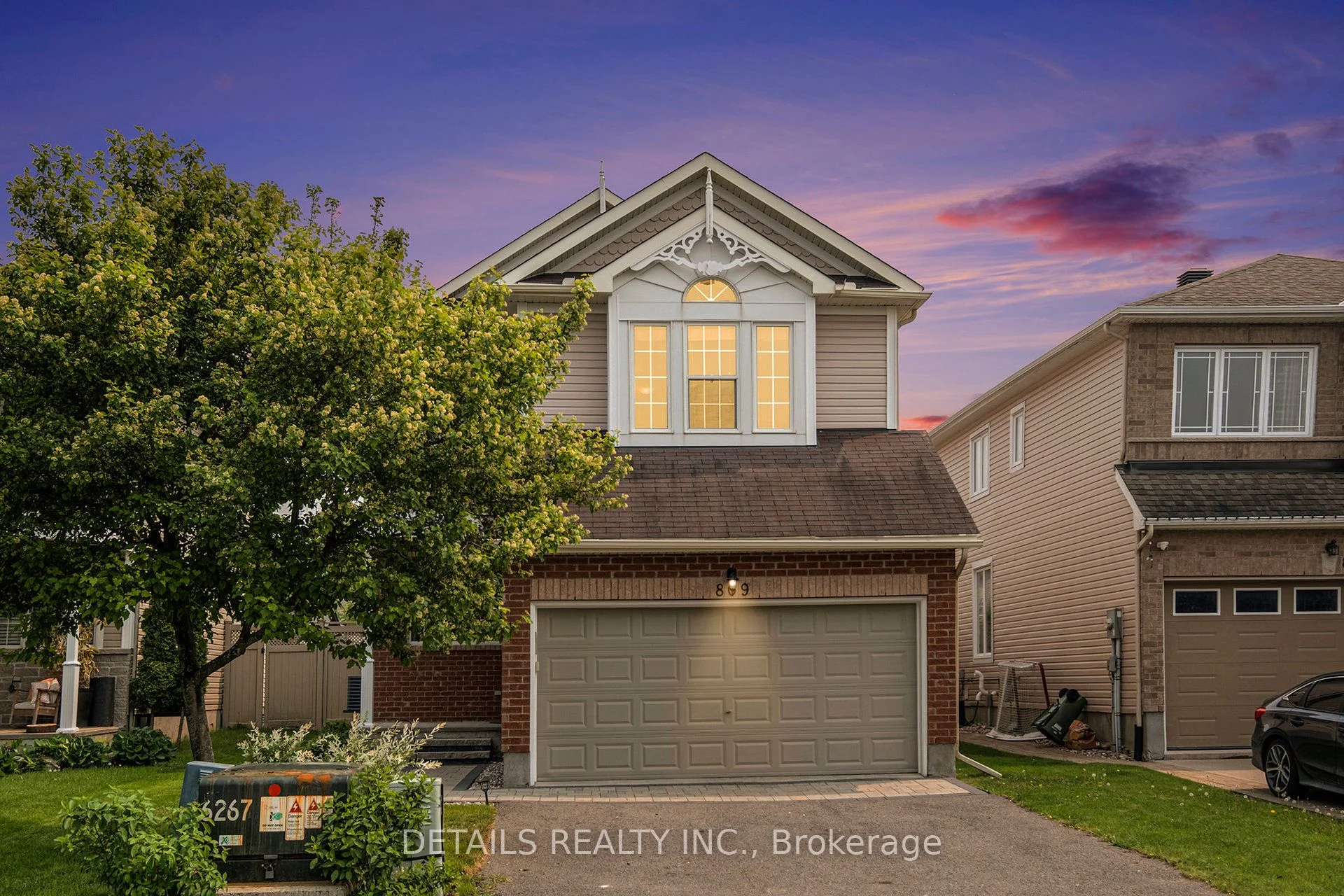 809 Pinnacle Street, Orleans - Cumberland and Area, ON K4A 0L6