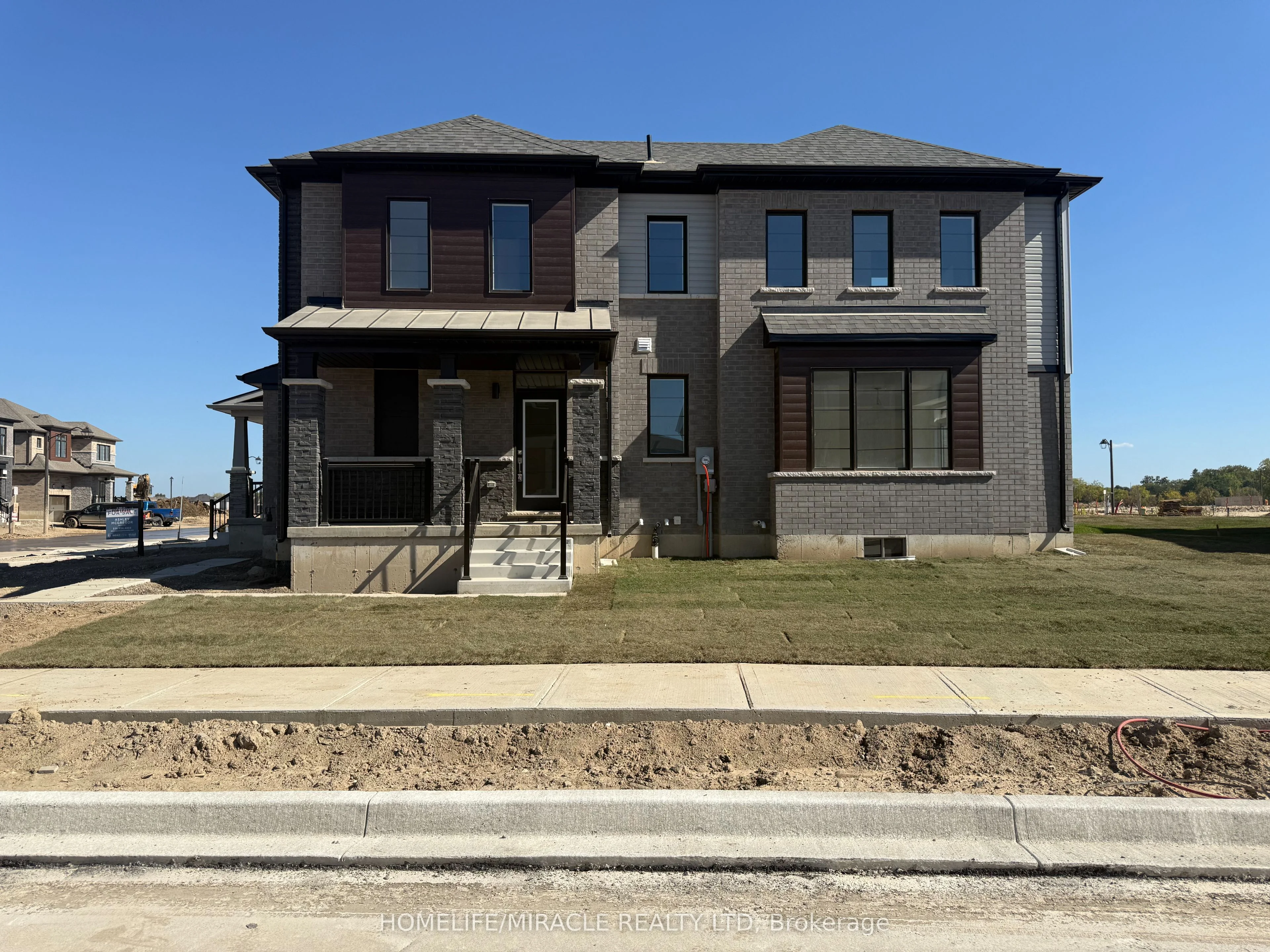 178 Gillespie Drive, Brantford, ON N3T 0Y4