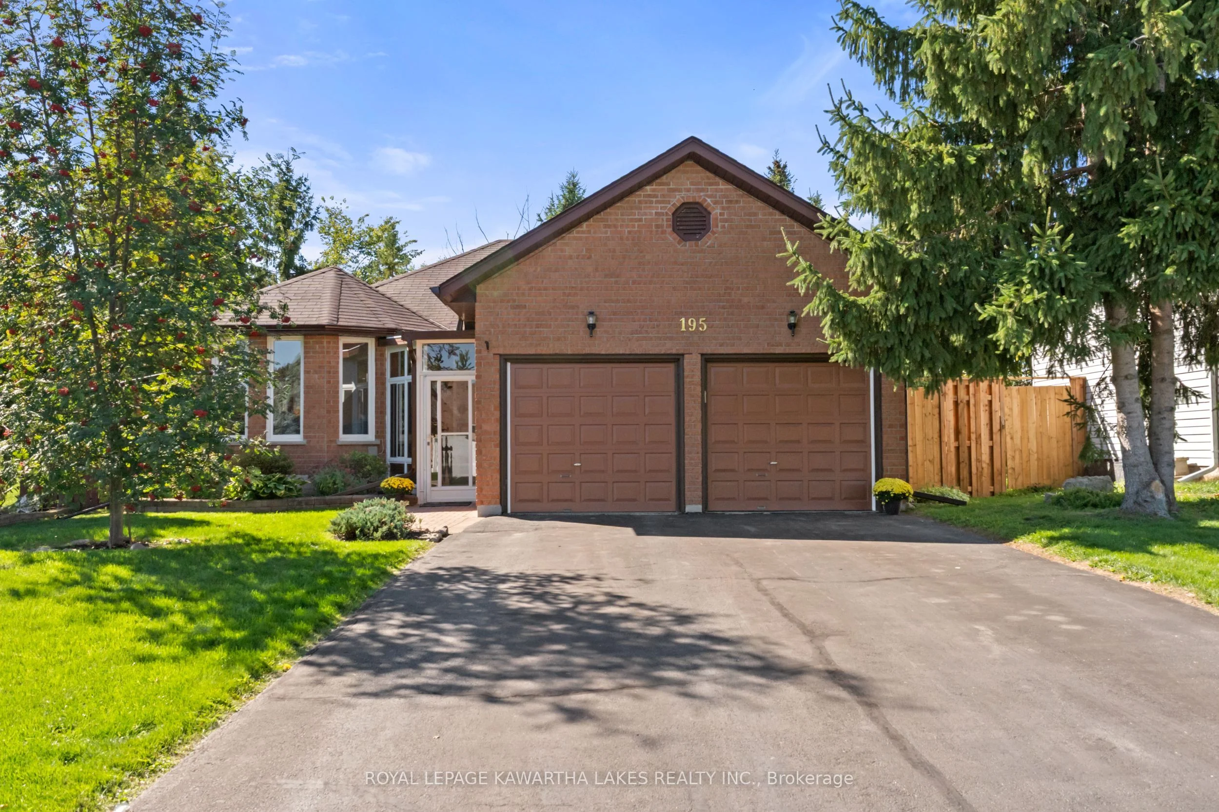 195 Elgin Street W, Kawartha Lakes, ON K9V 6B1