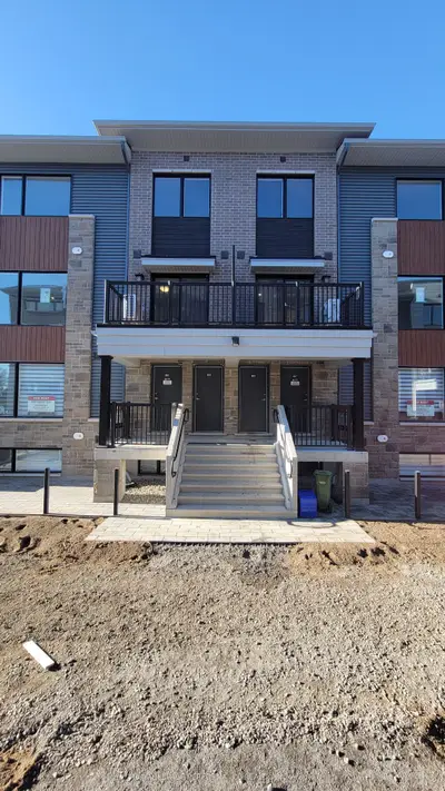 Condo Apartment in Kanata