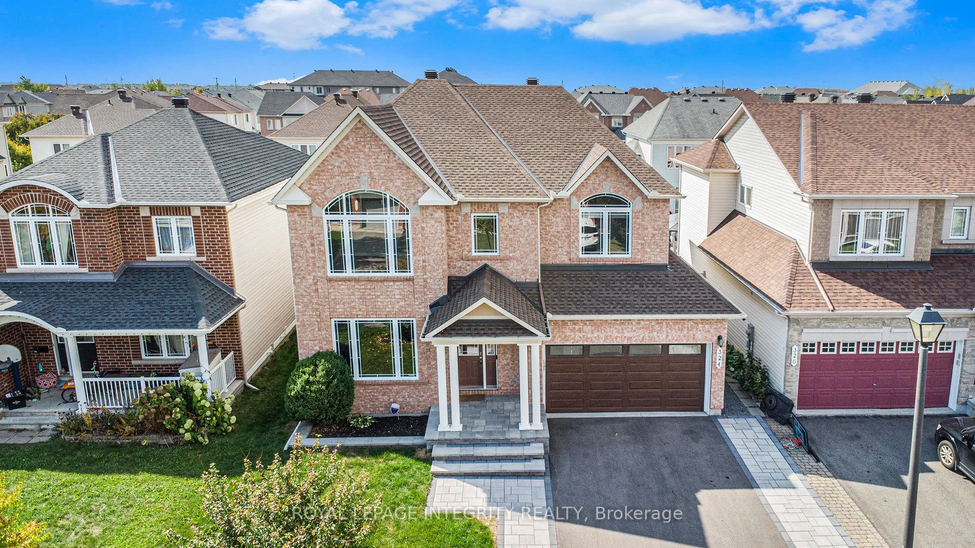 324 Branthaven Street, Orleans - Cumberland and Area, ON K4A 0H1